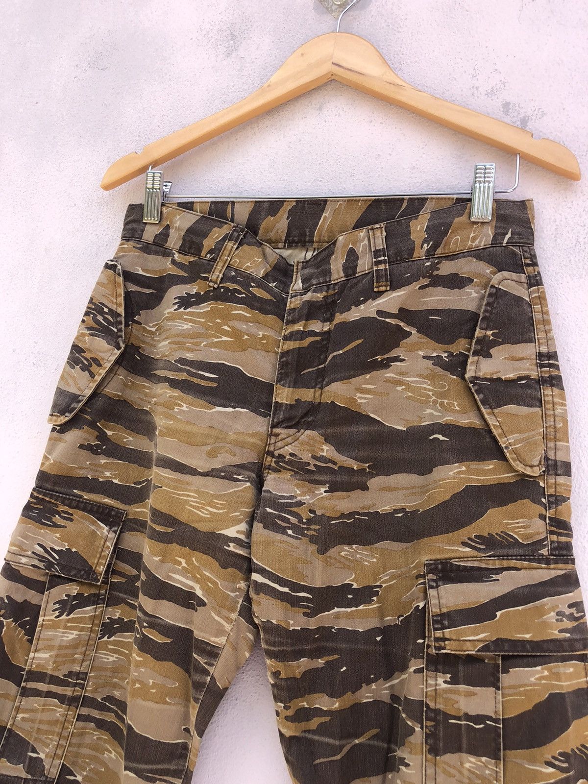 Hysteric Glamour Hysteric Glamour Tiger Stripe Military Style Cargo Pants Size US 29 - 4 Thumbnail
