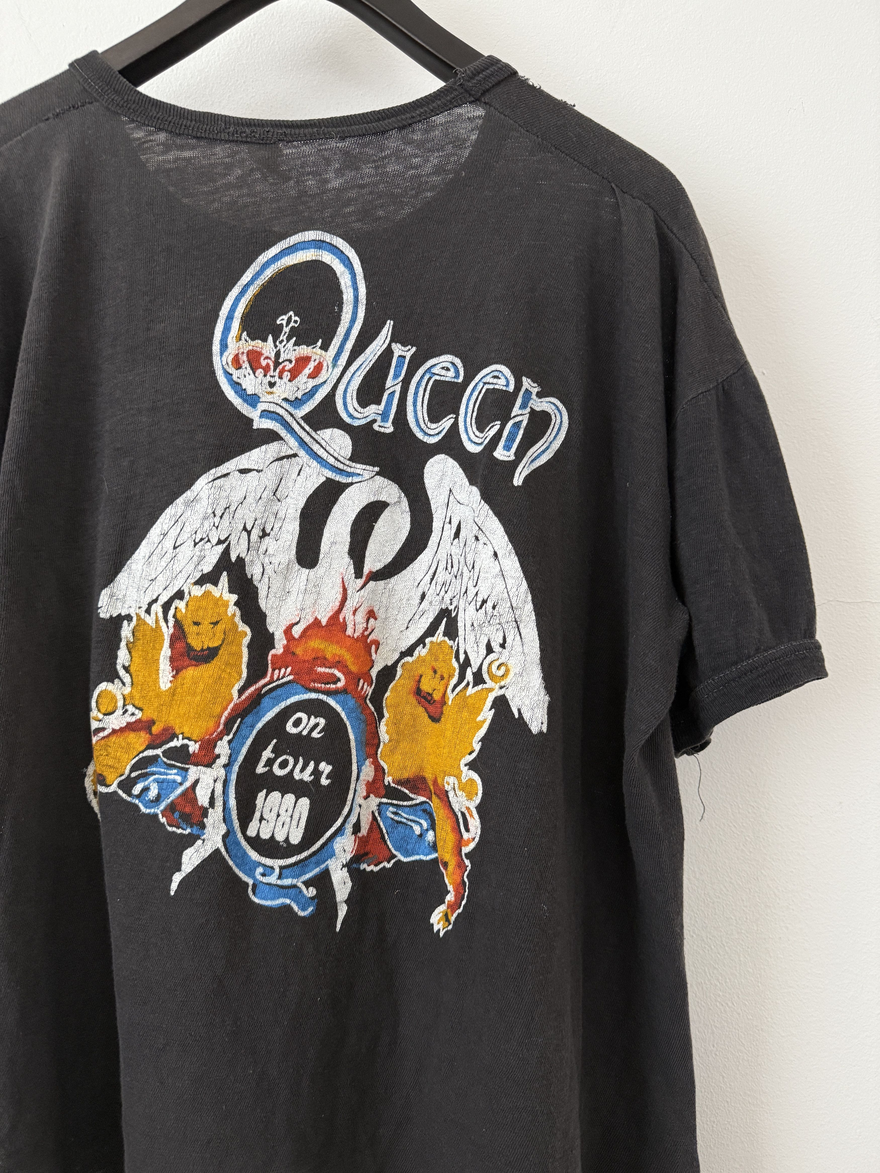 Vintage 1980 Queen Tour Tee Size US S / EU 44-46 / 1 - 12 Thumbnail
