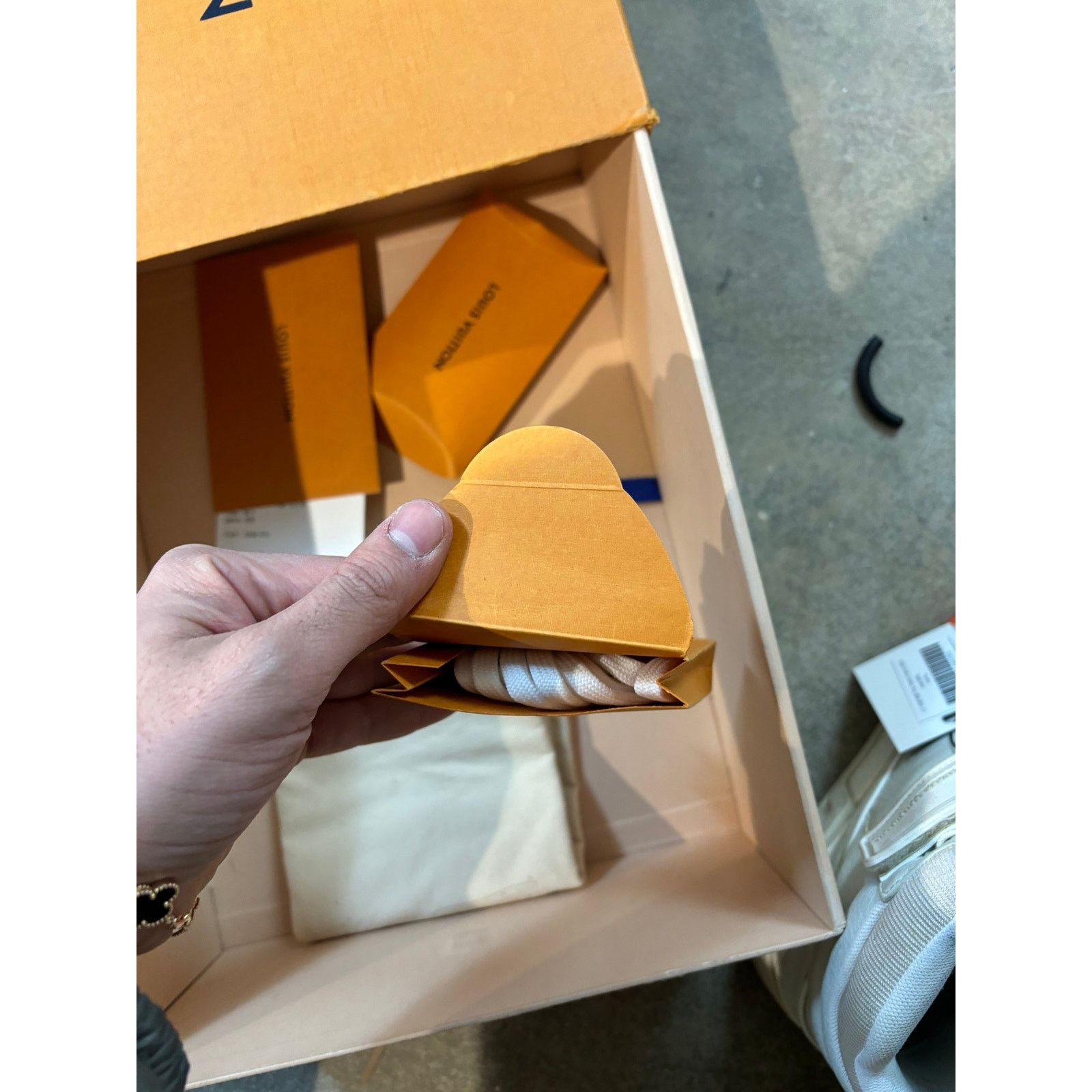 Louis Vuitton LV Virgil High Top Trainer Cream Used US 8.5 With Box Size US 8.5 / EU 41-42 - 9 Thumbnail