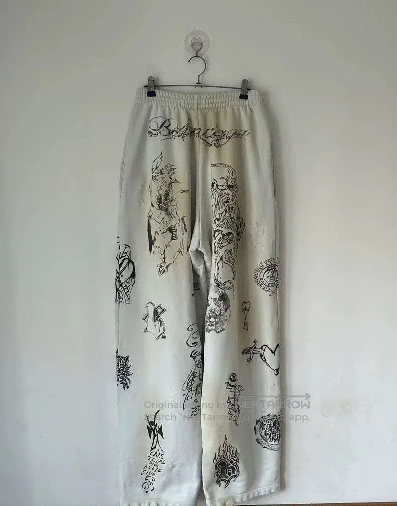 Balenciaga Balenciaga SS24 Graffiti Print Pants. Size US 26 / EU 42 - 2 Thumbnail