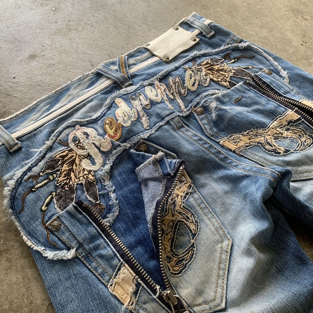 14th Addiction × If Six Was Nine × Japanese Brand RedPepper Spellout Embroidery Zipper Pocket Jeans Size US 33 - 10 Thumbnail