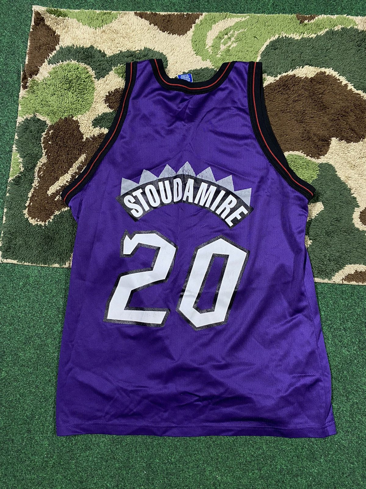 Vintage 90’s Vintage Champion Toronto Raptors Jersey Stoudamire Med Size US M / EU 48-50 / 2 - 2 Thumbnail