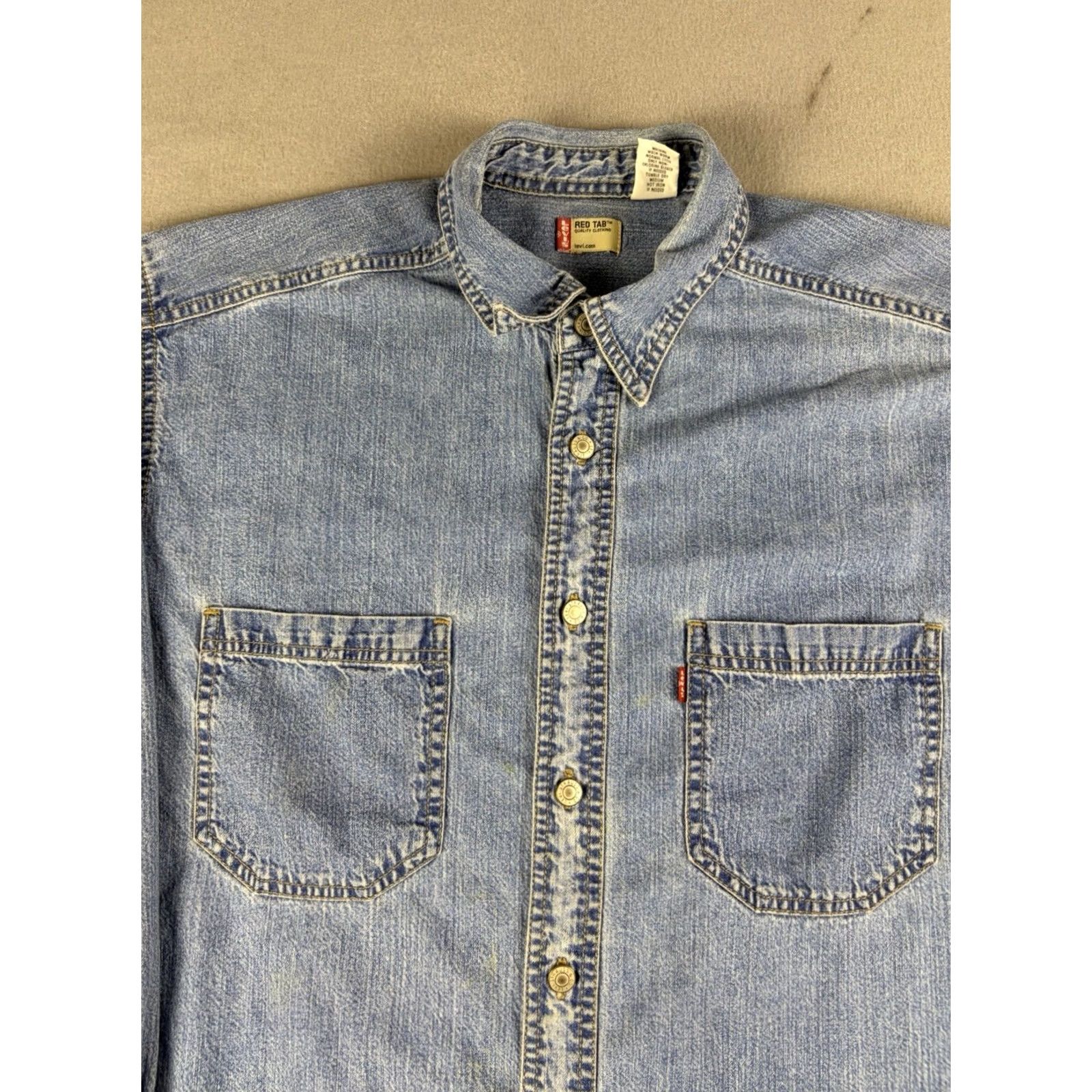 Levi's VINTAGE Levi’s Denim Shirt Men’s Size M Long Sleeve 90s Button-Up Blue Size US M / EU 48-50 / 2 - 2 Thumbnail