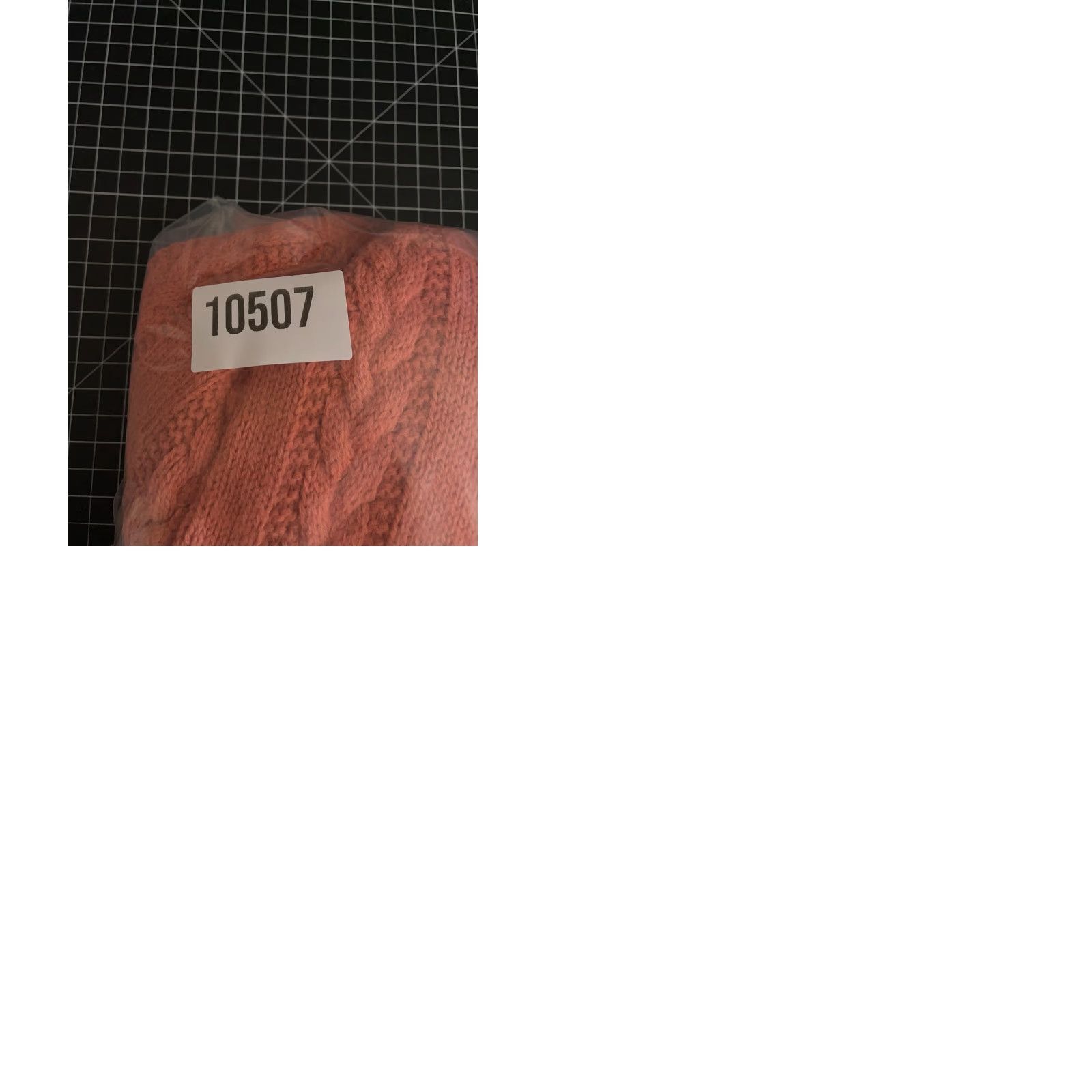 Pinko VINTAGE Wintuk Cardigan Women's Small Coral Pink Orange Cable-Knit Lightweight Crew Neck Sweater Fall Winter 70s Size S / US 4 / IT 40 - 9 Thumbnail