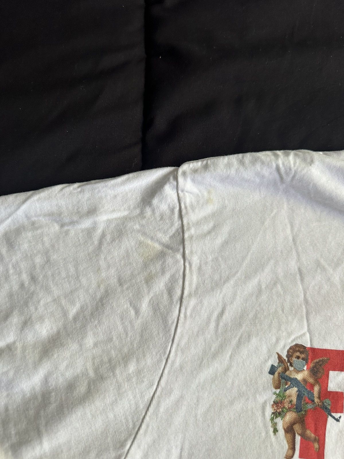 Vlone Angel friends tee Size US L / EU 52-54 / 3 - 5 Thumbnail