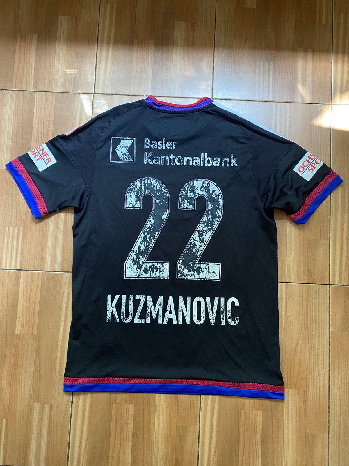Adidas × Vintage Adidas FC Basel 2016/17 Home Football Shirt Soccer Jersey Size US M / EU 48-50 / 2 - 8 Thumbnail