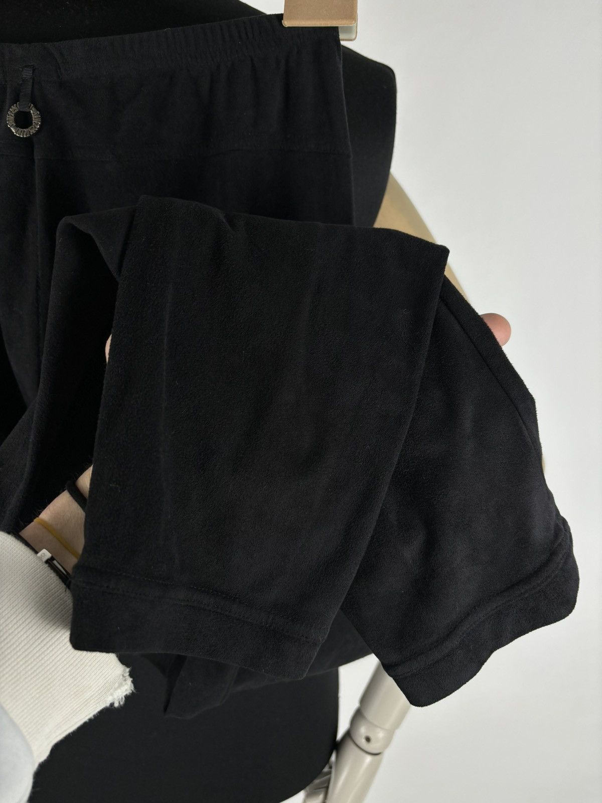 Vintage SAVE THE QUEEN Marco Fantini Suede-Velvet Italy Black Polyester Elastane Pants Trousers L Size 26" / US 2 / IT 38 - 17 Thumbnail