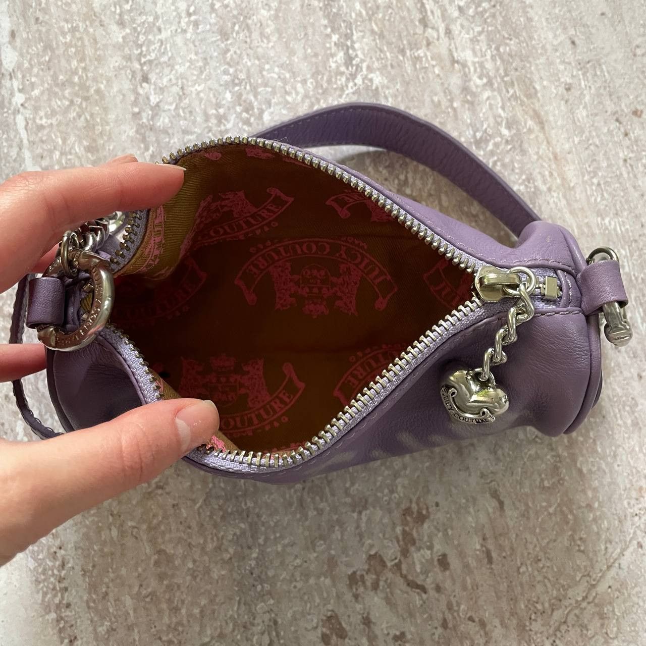 Juicy Couture VINTAGE Y2K JUICY COUTURE RARE LEATHER MINI BAG DITCH HIM Size ONE SIZE - 7 Thumbnail