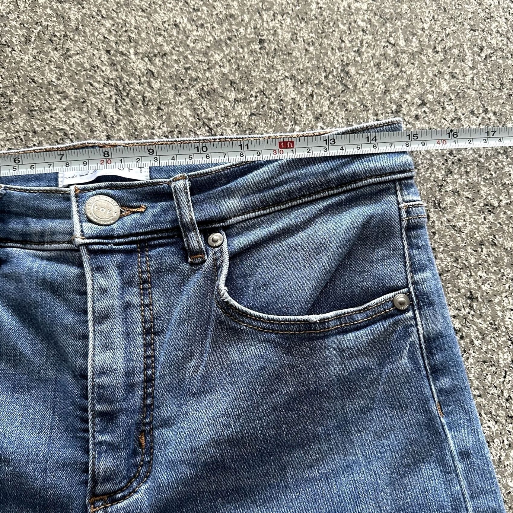 Loft LOFT Jeans Women’s 28 / 6 High Waist Skinny Light Wash Stretch Denim 5-Pocket Style 25 Inseam Blue Size 28" / US 6 / IT 42 - 5 Thumbnail
