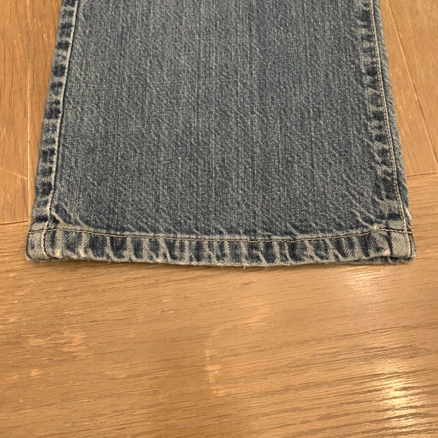 Tommy Hilfiger VINTAGE Tommy Hilfiger Jeans Women Size 12 Light Wash Boyfriend 100% Cotton 2000s Blue Size 34" / US 12 / IT 48 - 4 Thumbnail