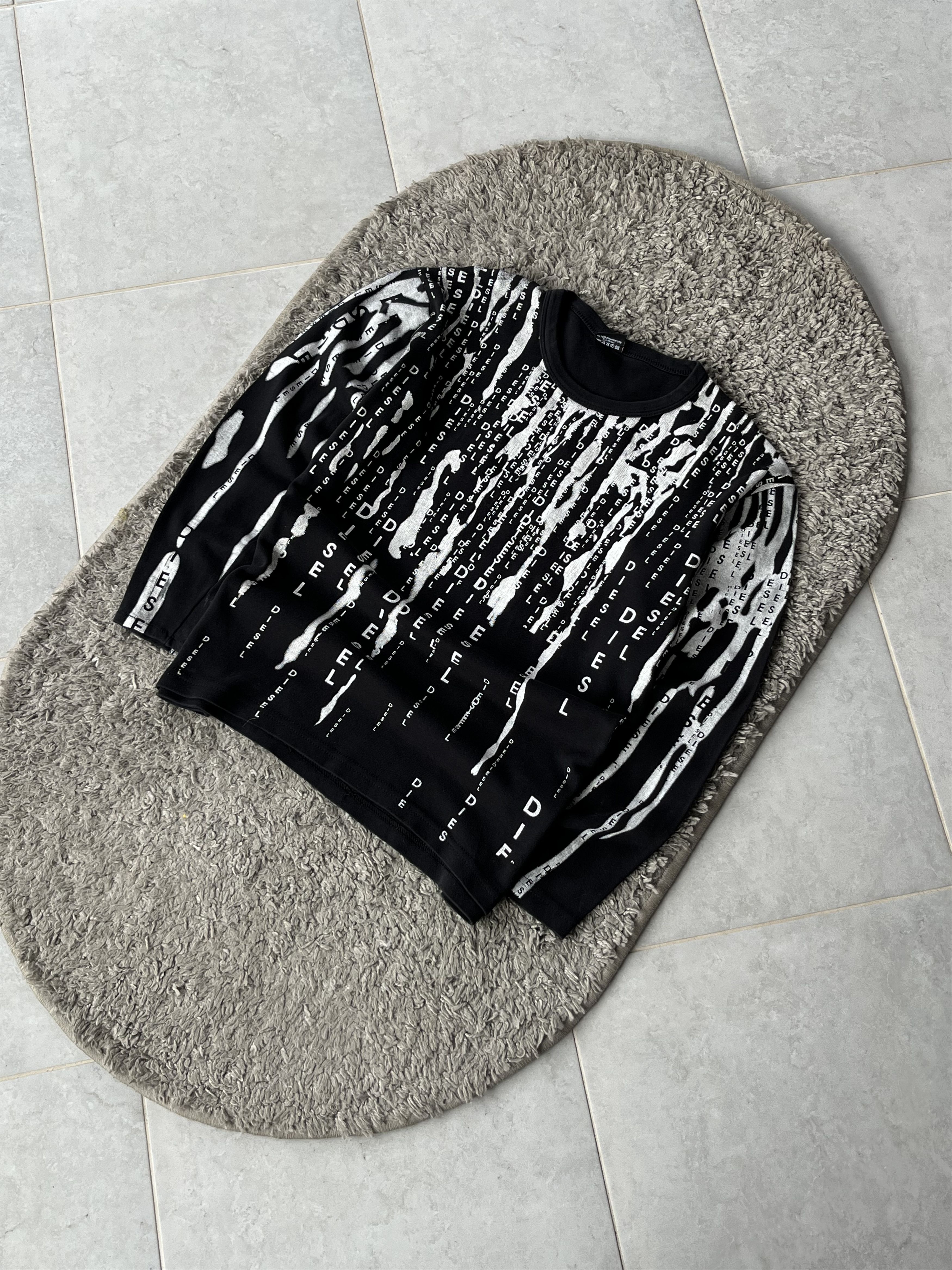 Diesel DIESEL Style Vintage Long Sleeve Monogram Drops size L(M) Size US L / EU 52-54 / 3 - 2 Thumbnail