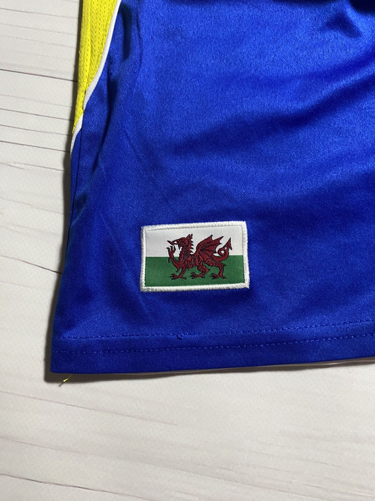 Puma × Vintage Vintage Puma Cardiff City 2009/10 home football y2k t shirt Size US L / EU 52-54 / 3 - 6 Thumbnail