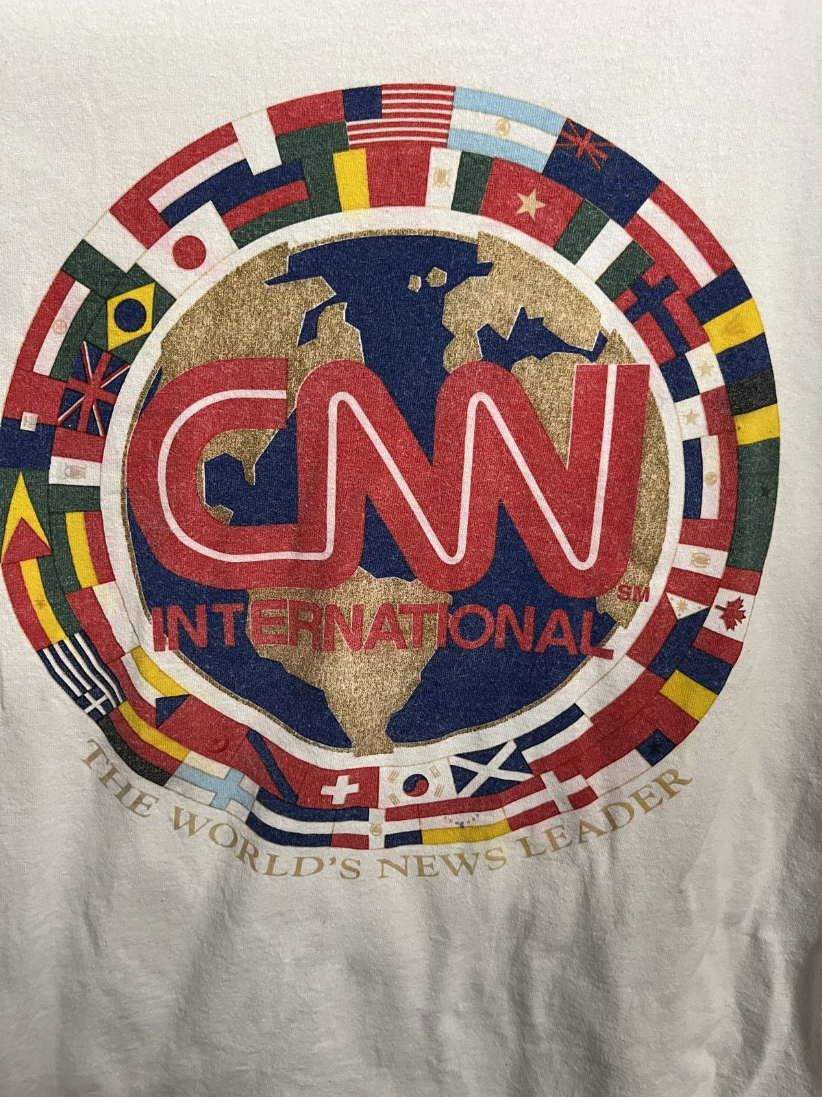 Jerzees VTG CNN International Promo Tee - The World's News Leader -L Size US L / EU 52-54 / 3 - 3 Thumbnail
