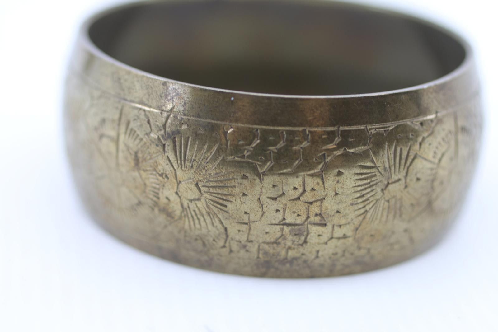 The Unbranded Brand Vintage Brass-Tone Etched Bangle Bracelet – Wide Metal Cuff Size ONE SIZE - 6 Thumbnail