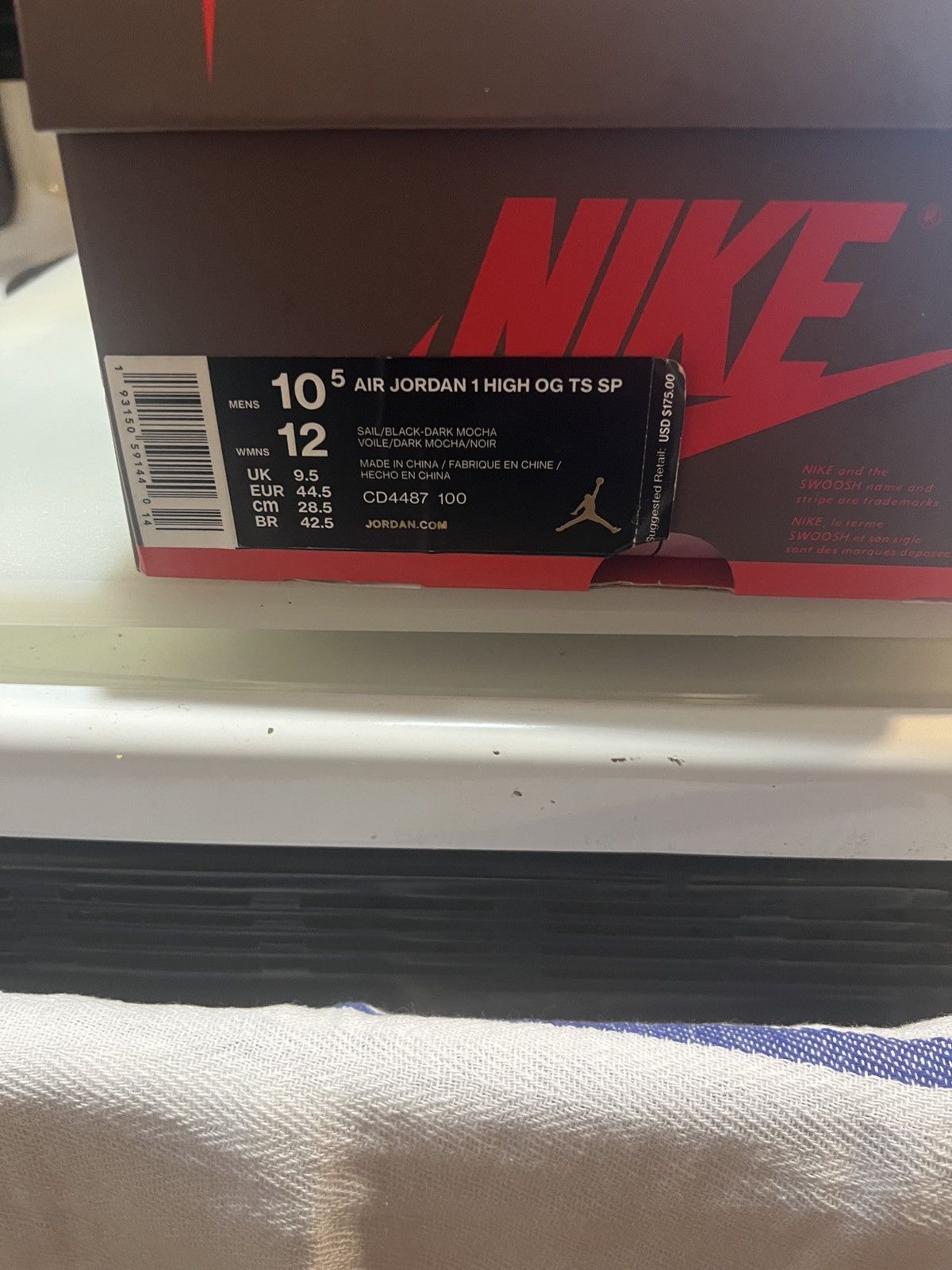 Nike Jordan 1 high travis scott mocha Size US 10.5 / EU 43-44 - 8 Thumbnail
