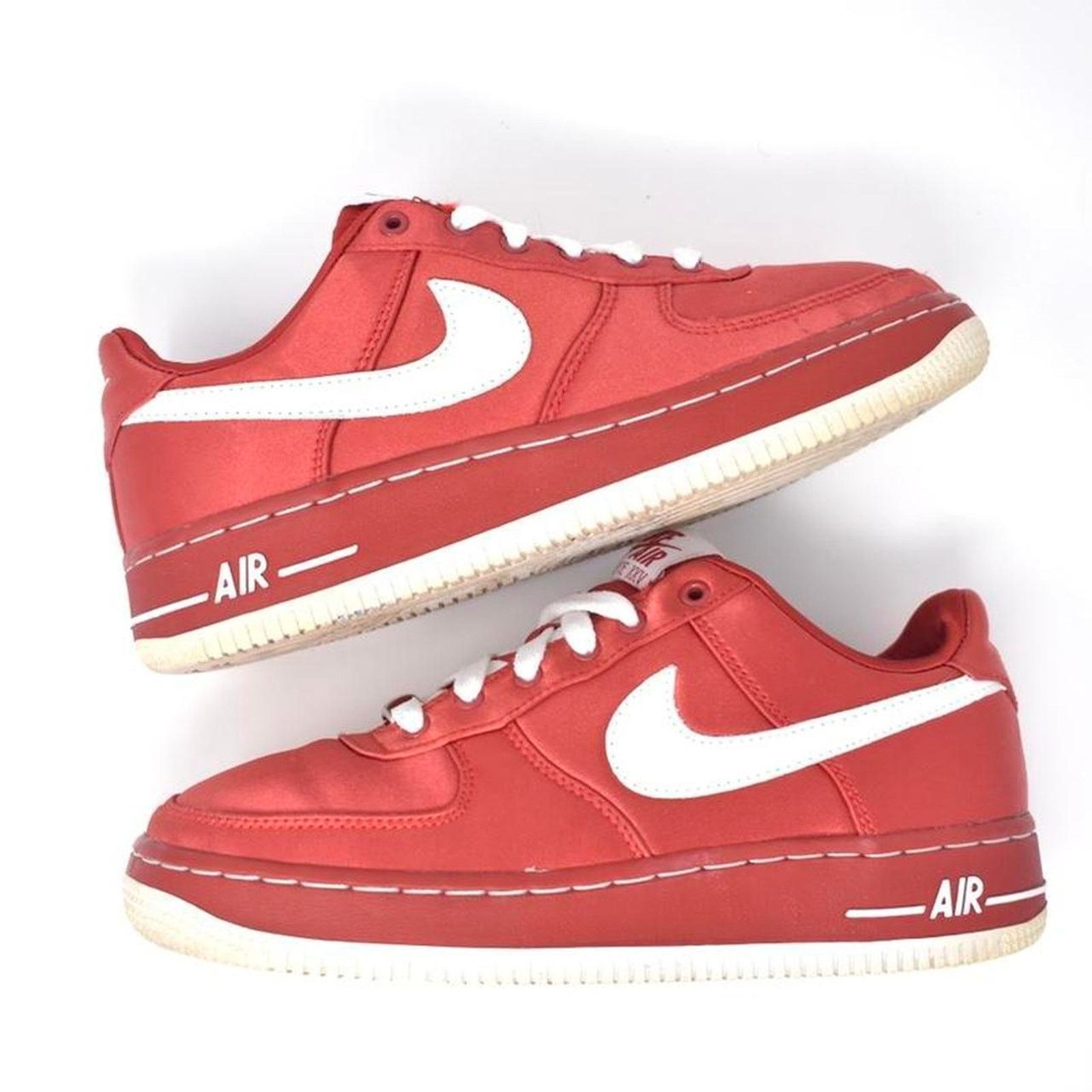 Nike 2007 Nike Air Force 1 Low “Valentines Day Satin” Size US 6 / IT 36 - 2 Thumbnail