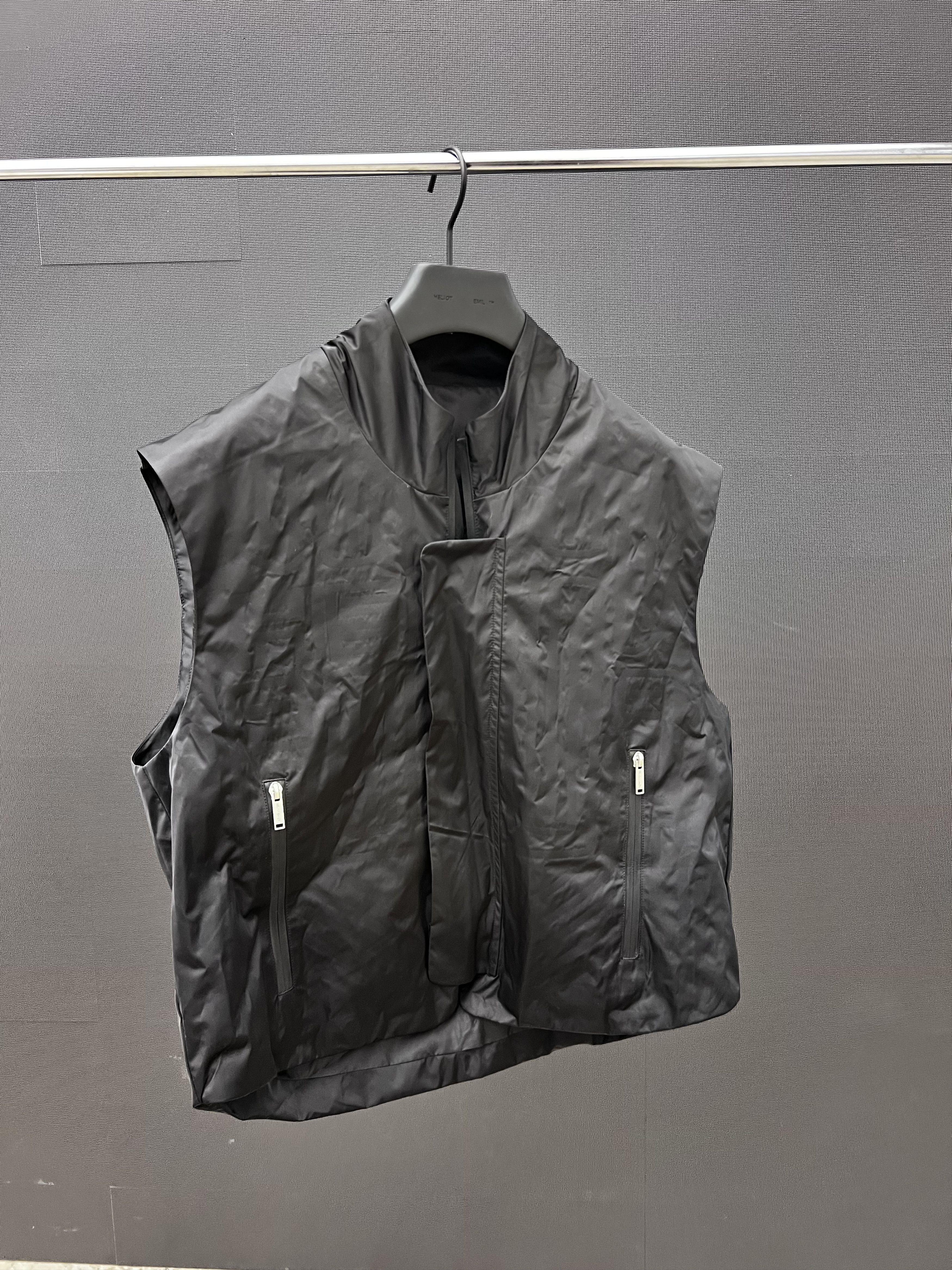 Heliot Emil INFLATABLE VEST Size US L / EU 52-54 / 3 - 1 Thumbnail