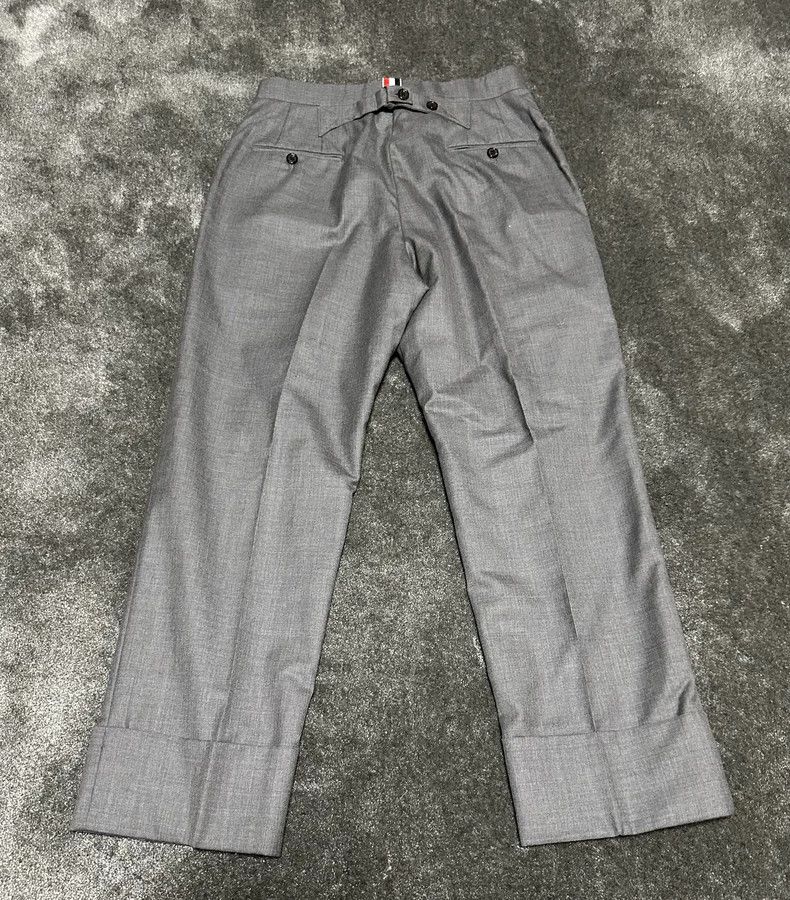 Thom Browne Thom Browne Midsize classic trousers Size 26" / US 2 / IT 38 - 9 Thumbnail