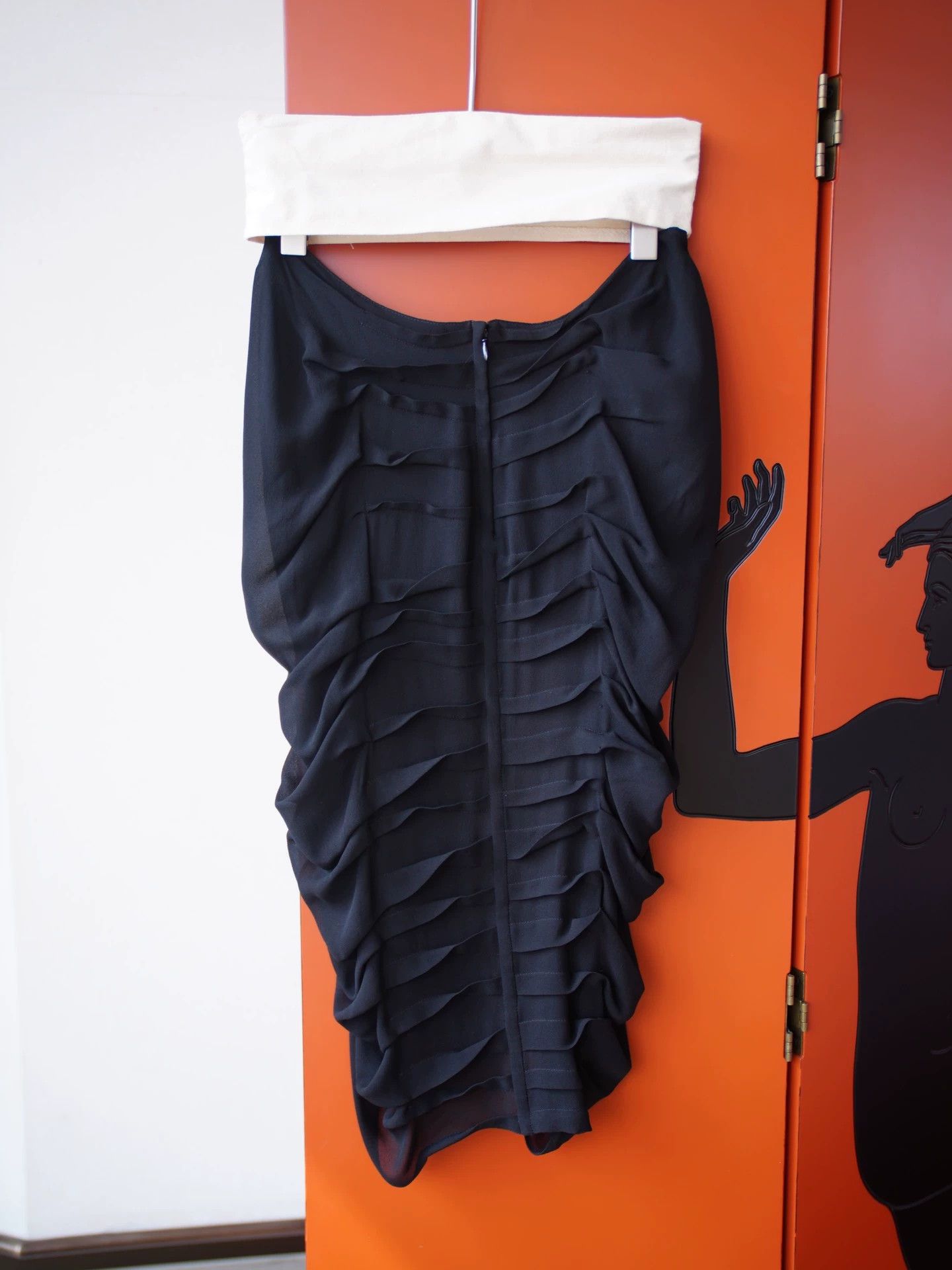 Yves Saint Laurent YSL Rive Gauche 90s Silk Pleated Skirt France FR38 Size 26" / US 2 / IT 38 - 7 Thumbnail