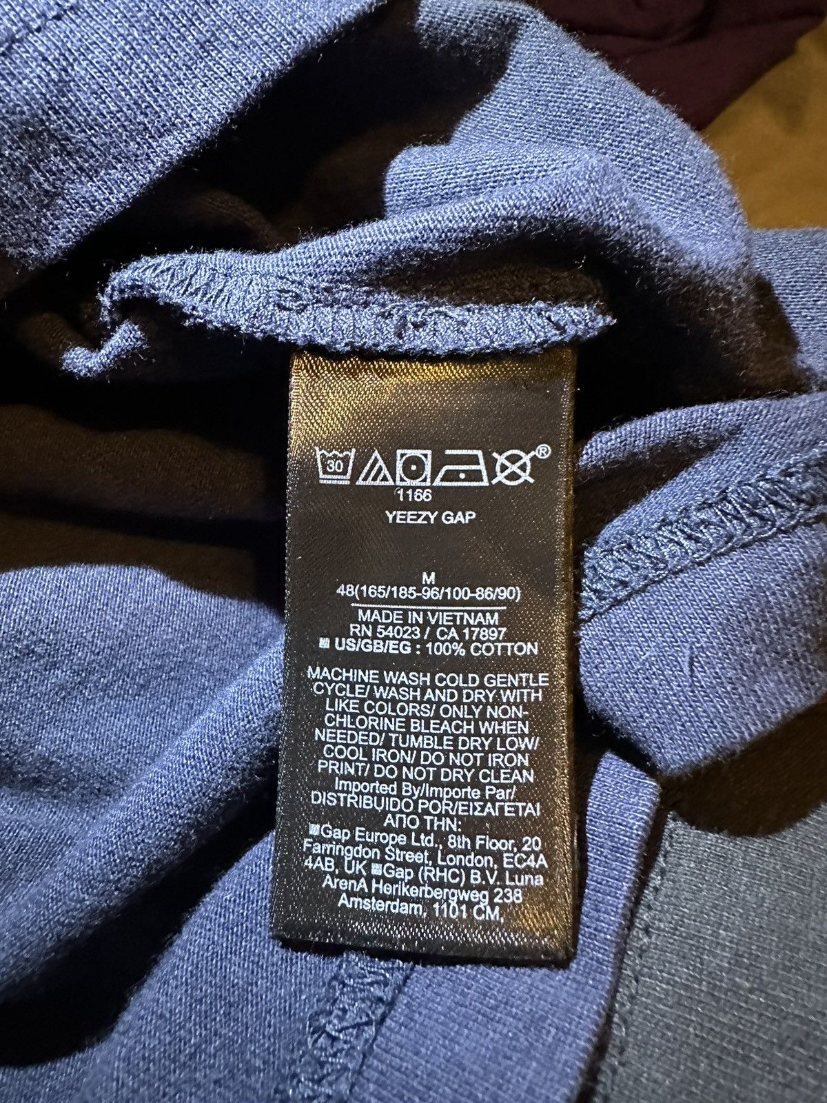Gap × Kanye West YZY Gap short sleeve T-shirt- navy Size US M / EU 48-50 / 2 - 4 Thumbnail