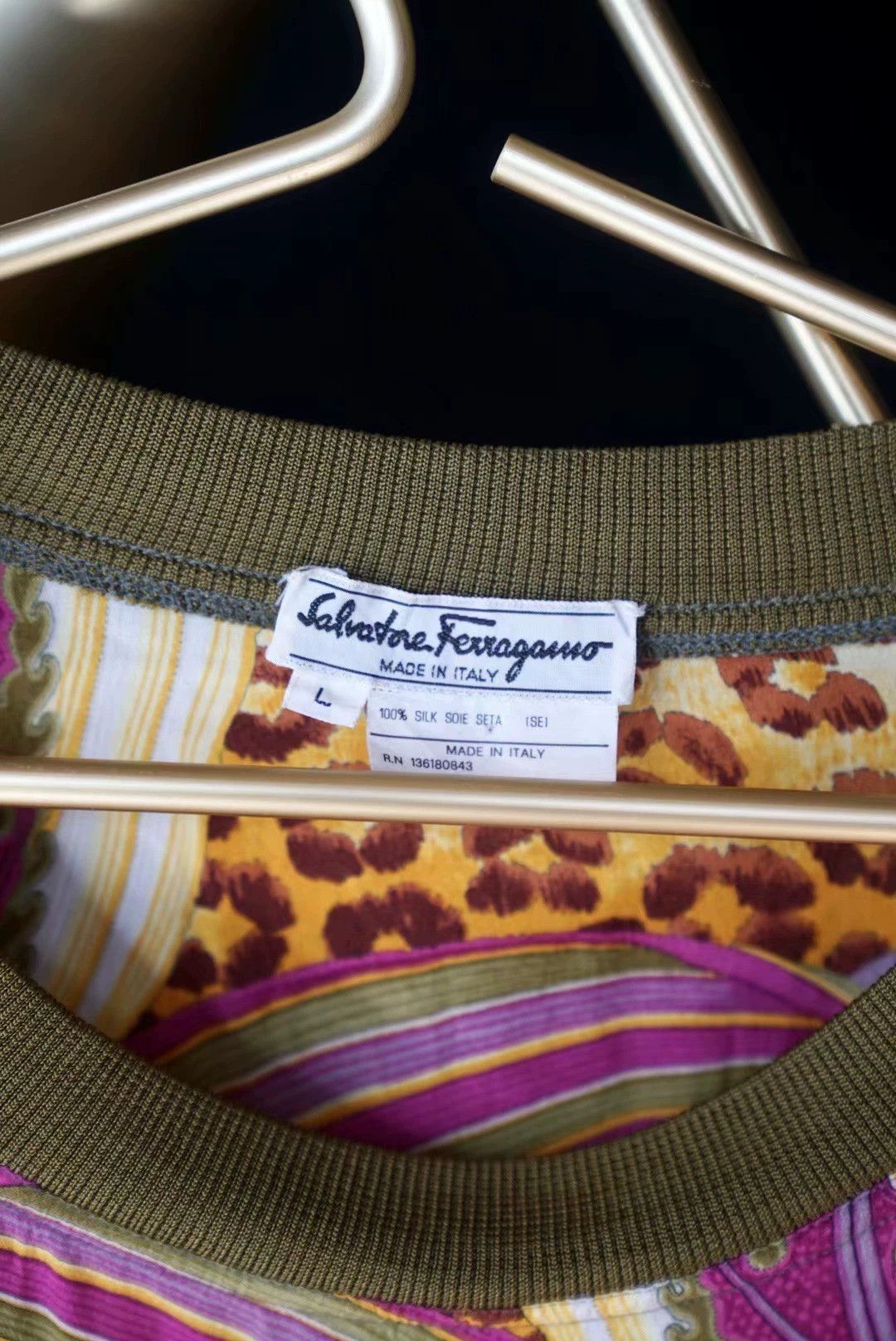 Salvatore Ferragamo Ferragamo Vintage Tropical Jungle Cheetah Silk Top Size L / US 10 / IT 46 - 6 Thumbnail