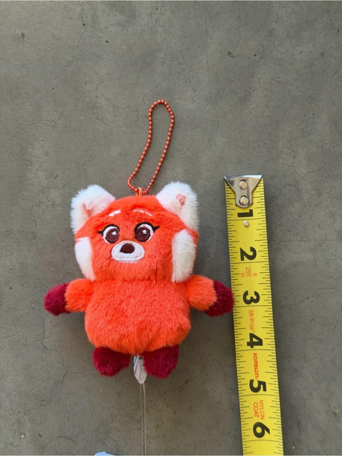 Disney Disney Pixar / Turning Red Keychain Plush / Korea Exclusive Size ONE SIZE - 3 Thumbnail