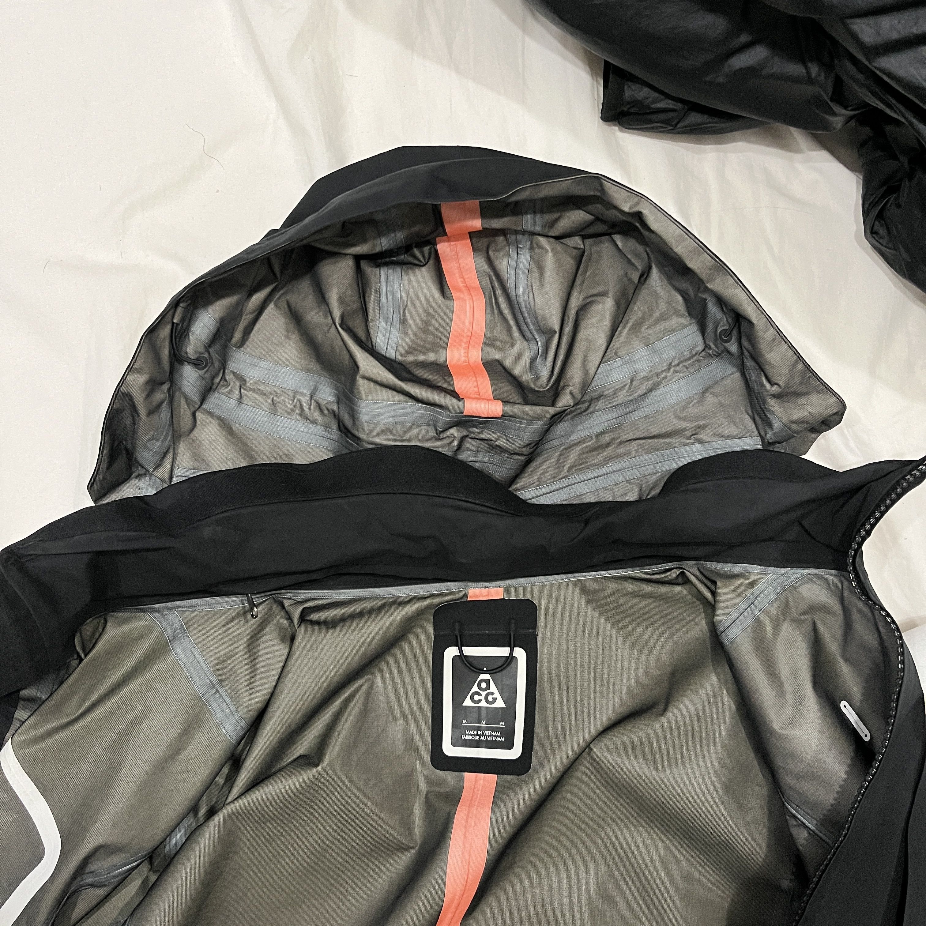 Goretex × Nike ACG NikeLab ACG 2-IN-1 COAT Goretex Black Jacket 704834 Size US M / EU 48-50 / 2 - 7 Thumbnail