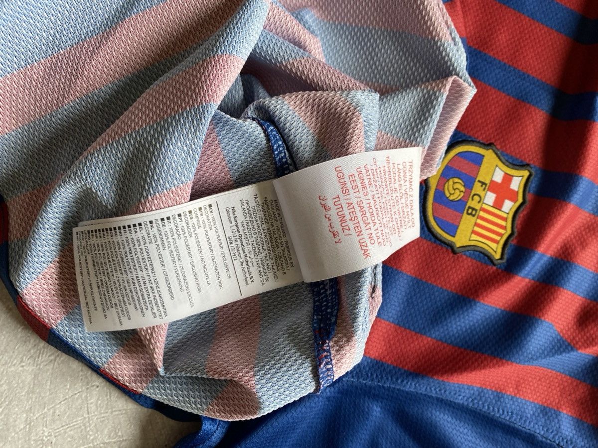 Nike × Vintage 👑Vintage 2011-12 Barcelona Home Shirt Nike Soccer Football Size US S / EU 44-46 / 1 - 8 Thumbnail