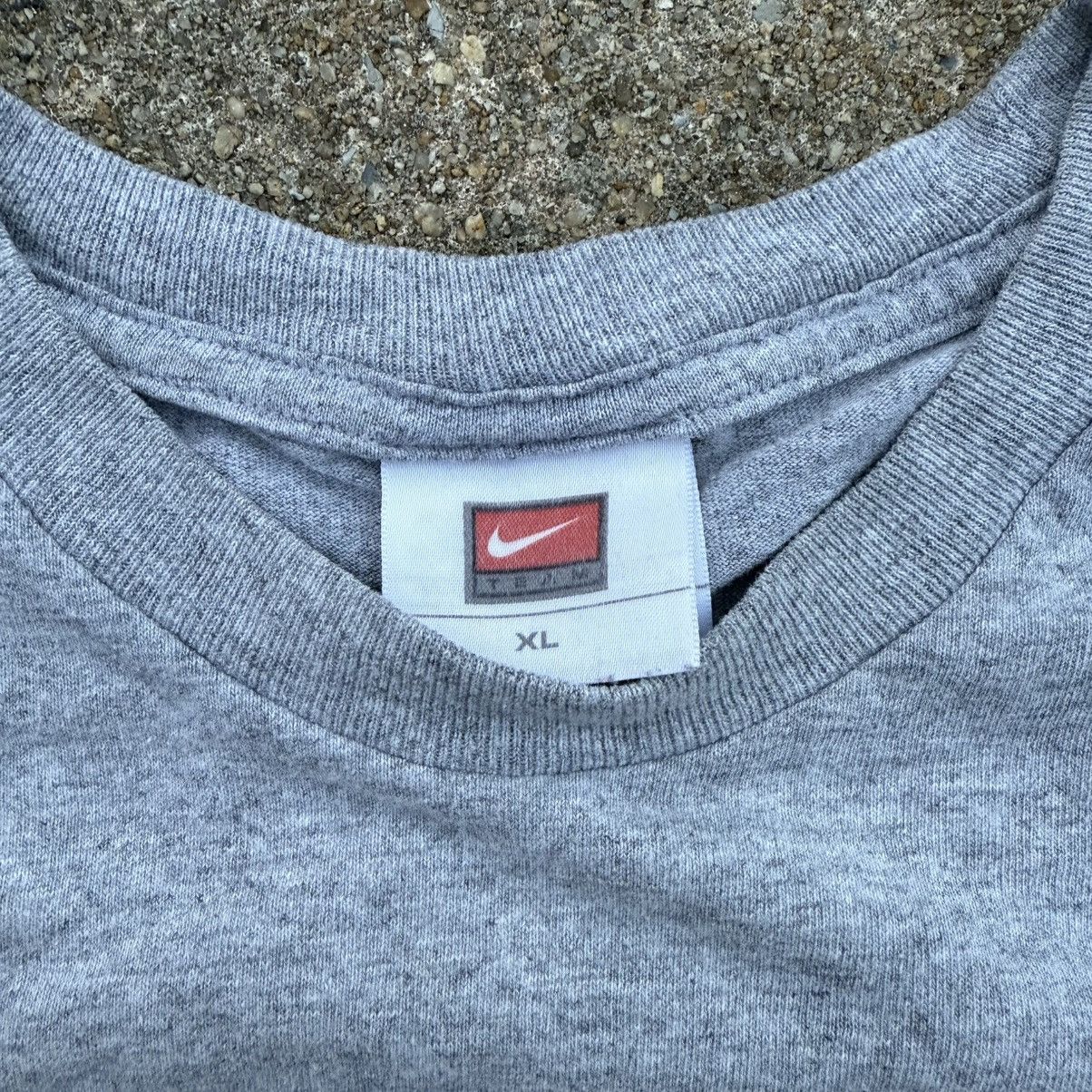 Nike Vintage Nike Rutgers Scarlet Knights Football Tee size XL Size US XL / EU 56 / 4 - 3 Thumbnail