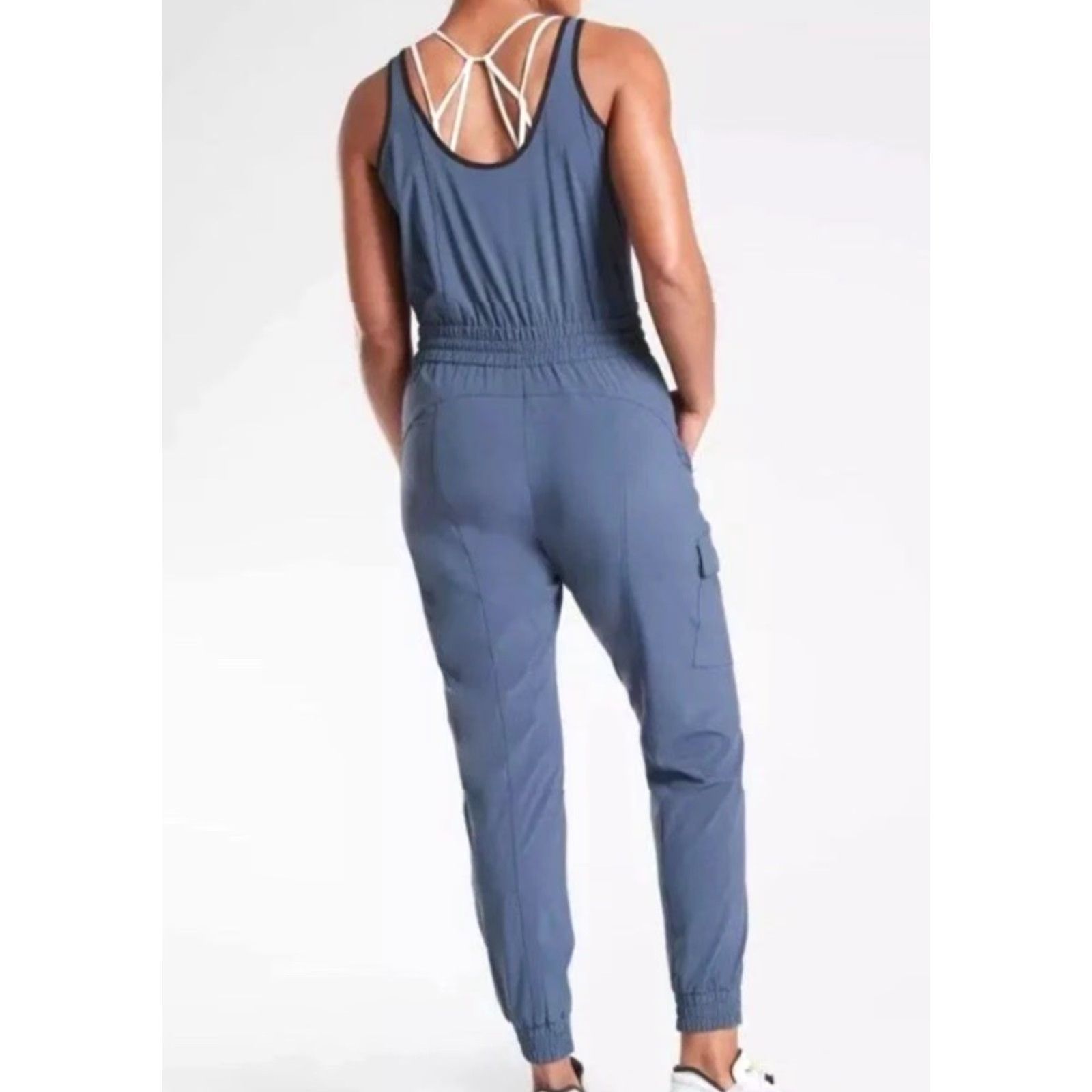 Athleta Athleta Jumpsuit Women Sleeveless Dusty Blue S Pockets Athletic Loose Fit Regular Size Small EUC - One Piece Size 28" / US 6 / IT 42 - 2 Thumbnail