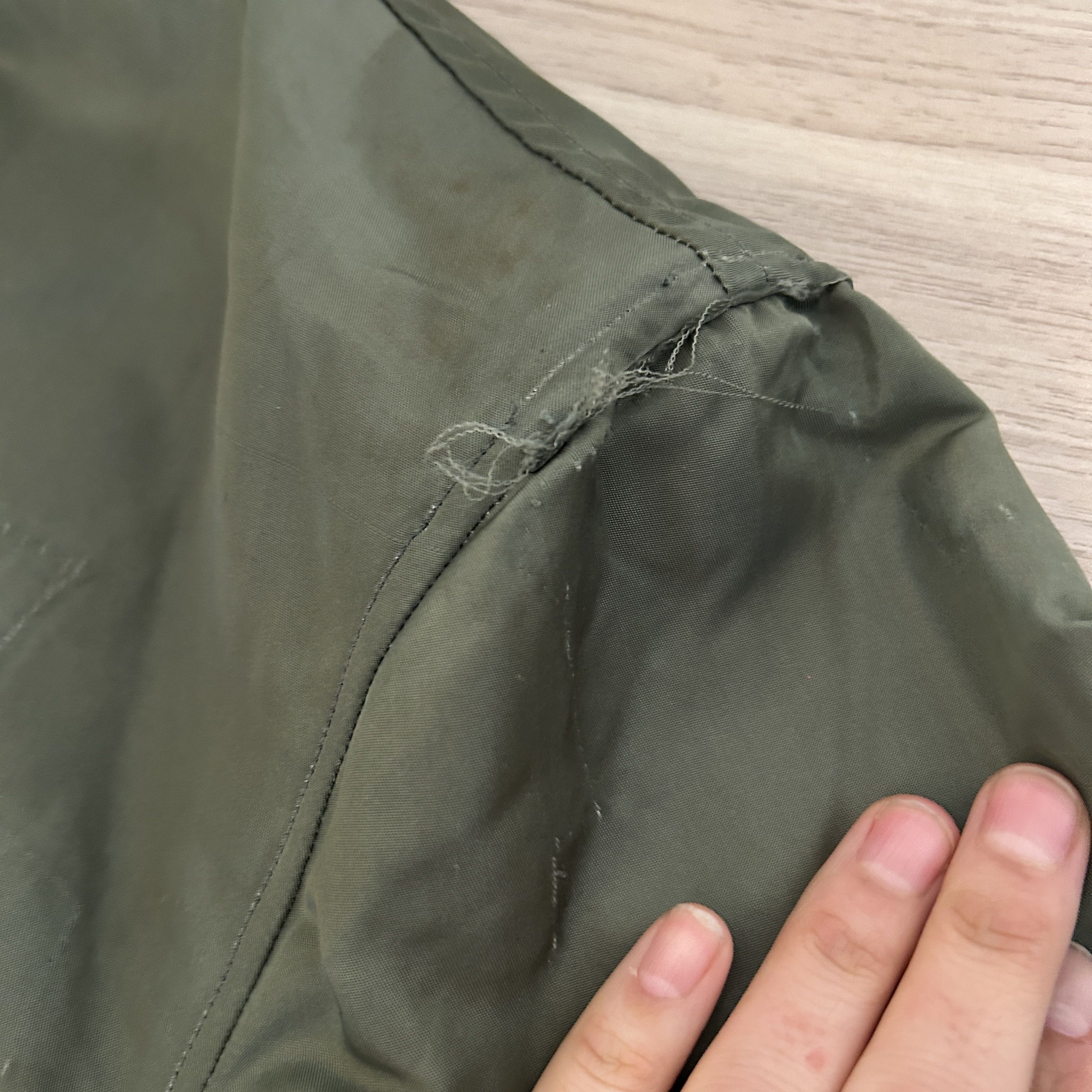 Alpha Industries 1964 Alpha L-2B USAF Flight Jacket Crown Zip L Size US M / EU 48-50 / 2 - 9 Thumbnail