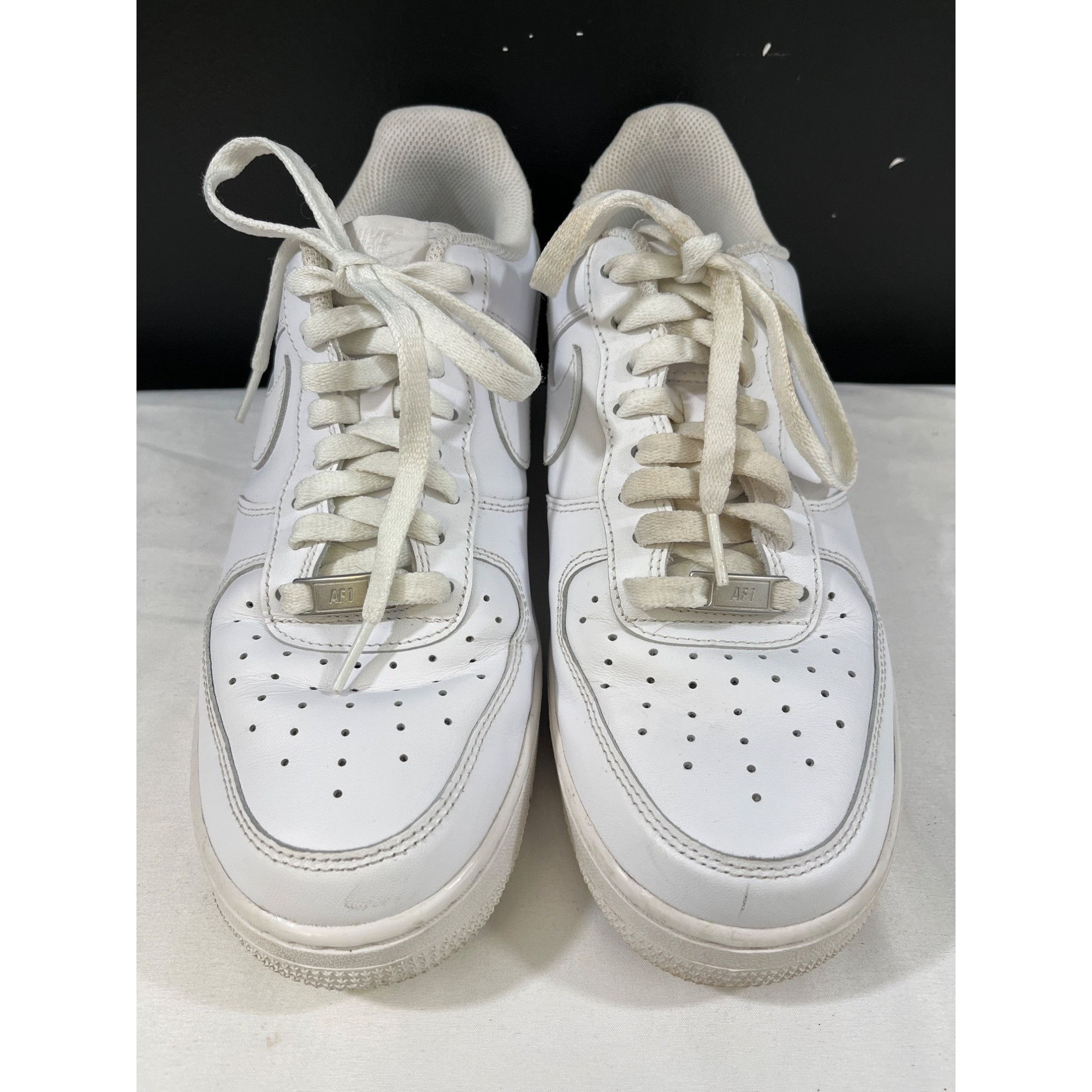 Nike Nike Air Force 1 Mens White Low Top Sneakers Size 9 SKU 6557 Size US 9 / EU 42 - 2 Thumbnail