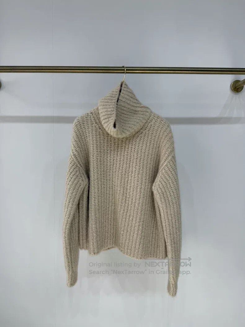 Loro Piana Loro Piana Aircash Cashmere Yarn Cocoon High Neck Sweater Size S / US 4 / IT 40 - 1 Thumbnail
