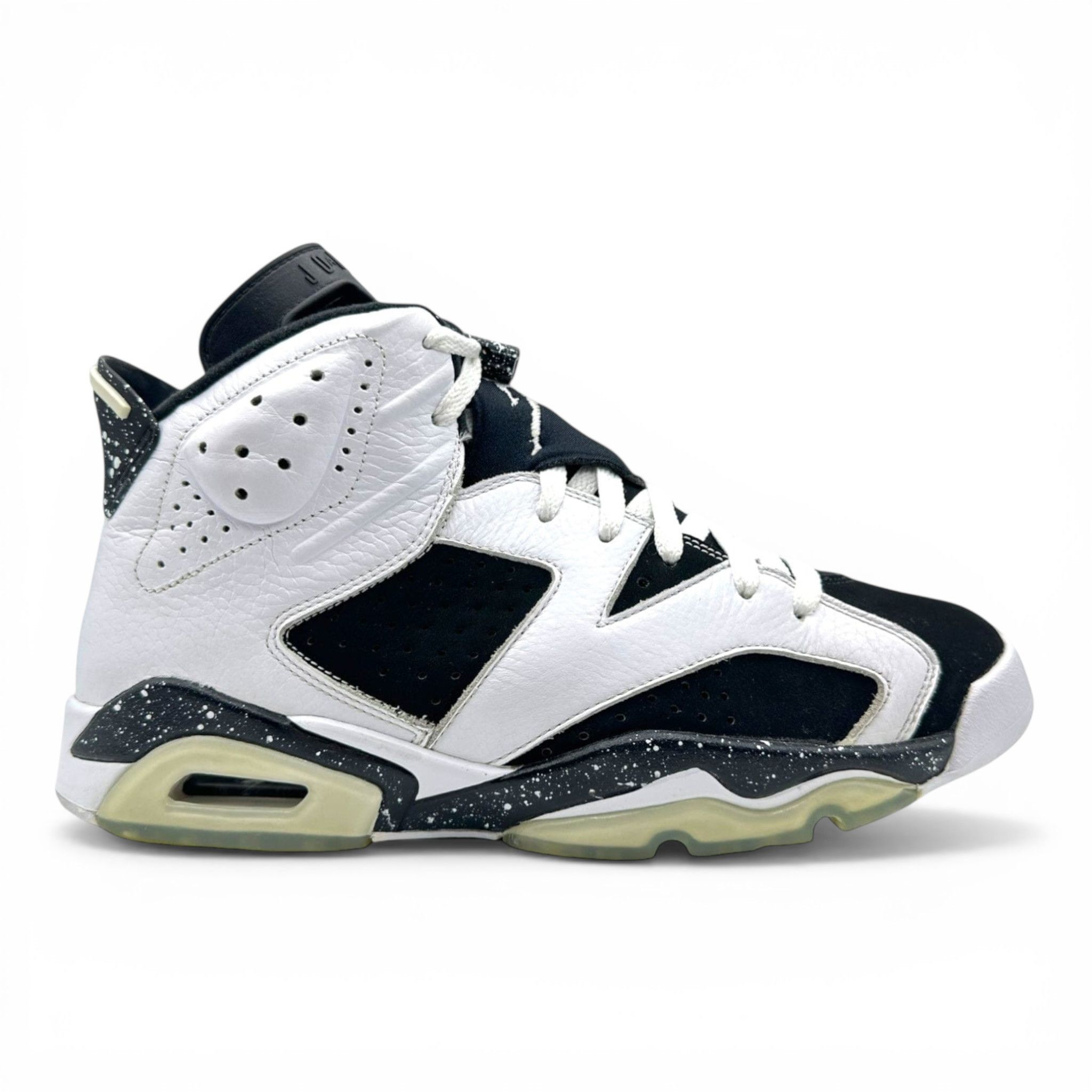 Nike Retro 6 Oreo Size US 10.5 / EU 43-44 - 1 Thumbnail
