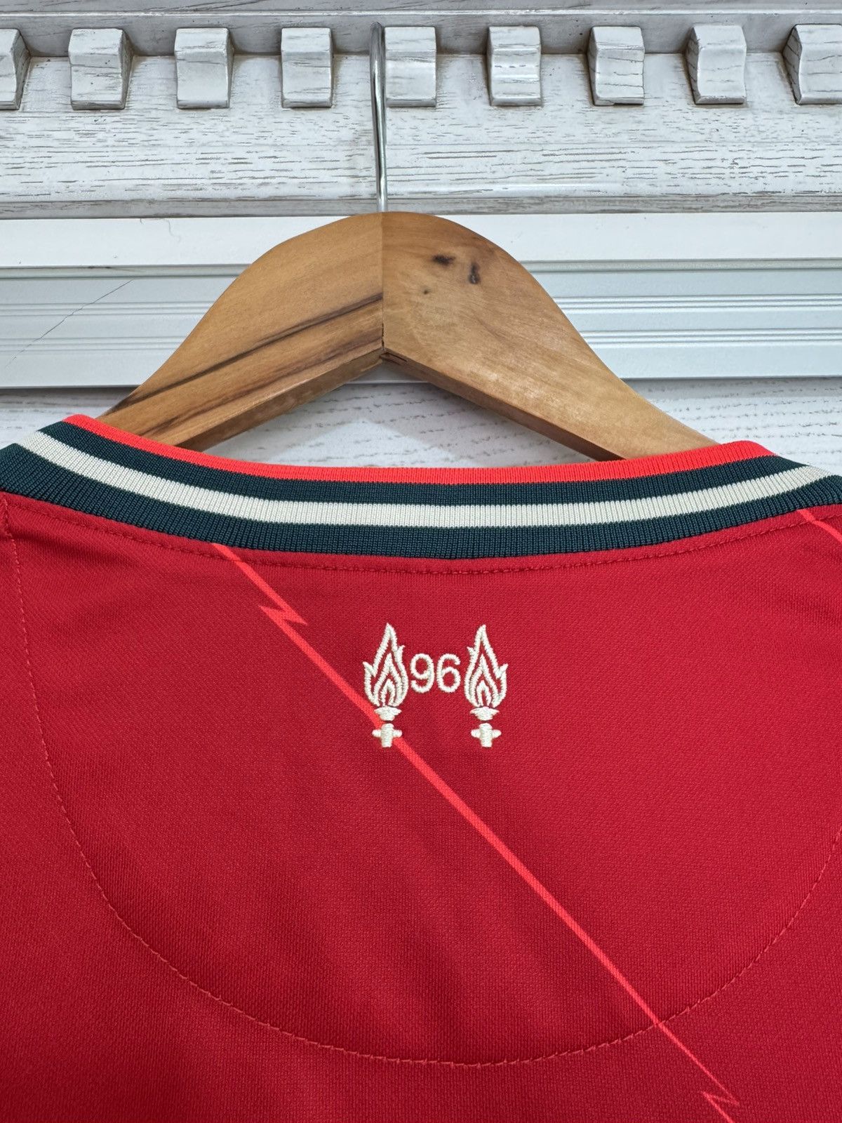 Nike Liverpool 2021-2022 Home Soccer Jersey Football Kit Shirt Size US S / EU 44-46 / 1 - 10 Thumbnail