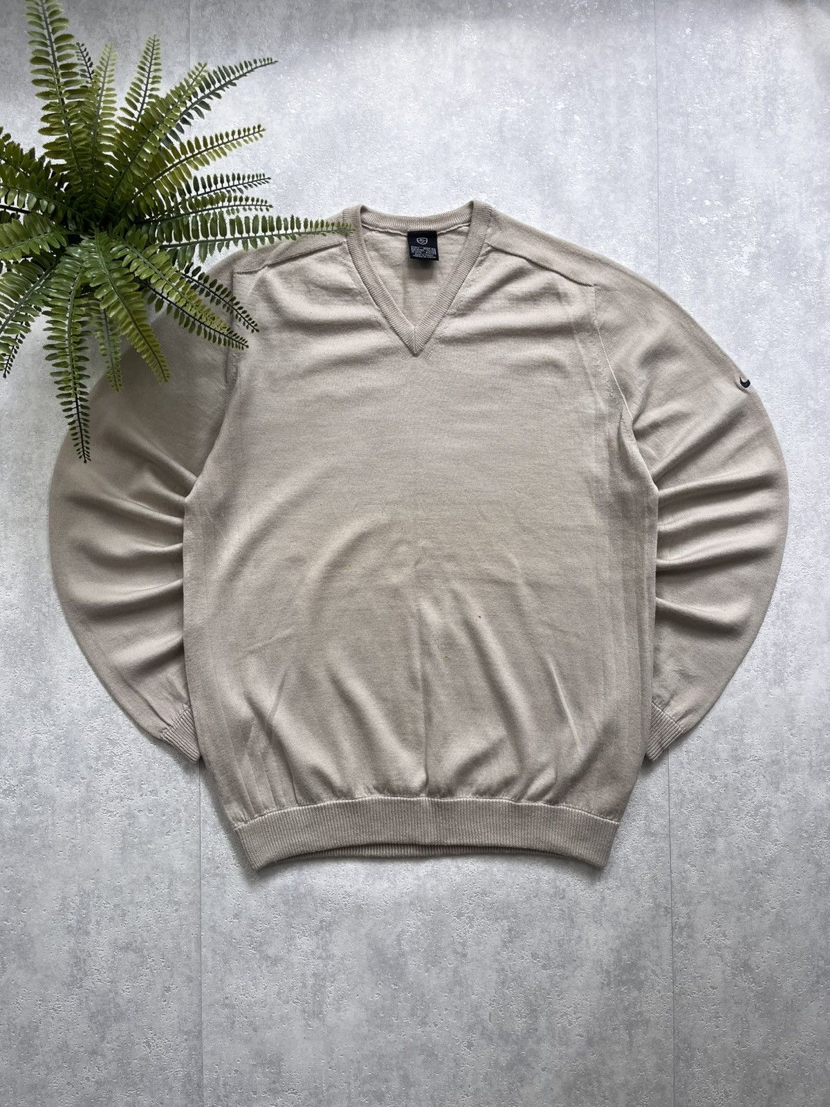 Nike 90’s NIKE GOLF RETRO SWOOSH LOGO WOOL SWEATER RARE Size US L / EU 52-54 / 3 - 1 Thumbnail