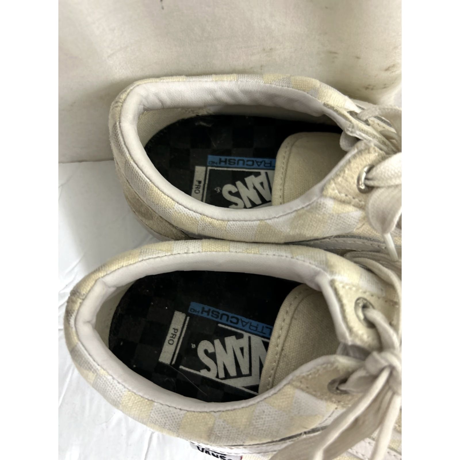 Vans Vans Mens 7.5 Ultracush Pro Cream Low Lace Up Checkered Duracap Sneakers Shoes Old Skool Sneakers Ivory Men Adult Shoes Mens Size US 8 / EU 41 - 4 Thumbnail