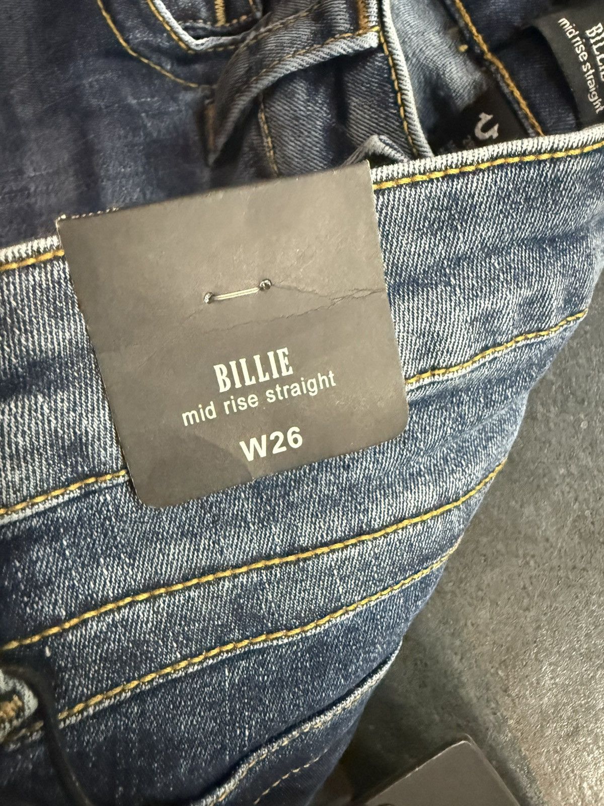 True Religion True Religion BILLIE MID RISE STRAIGHT JEAN Size 26" / US 2 / IT 38 - 5 Thumbnail