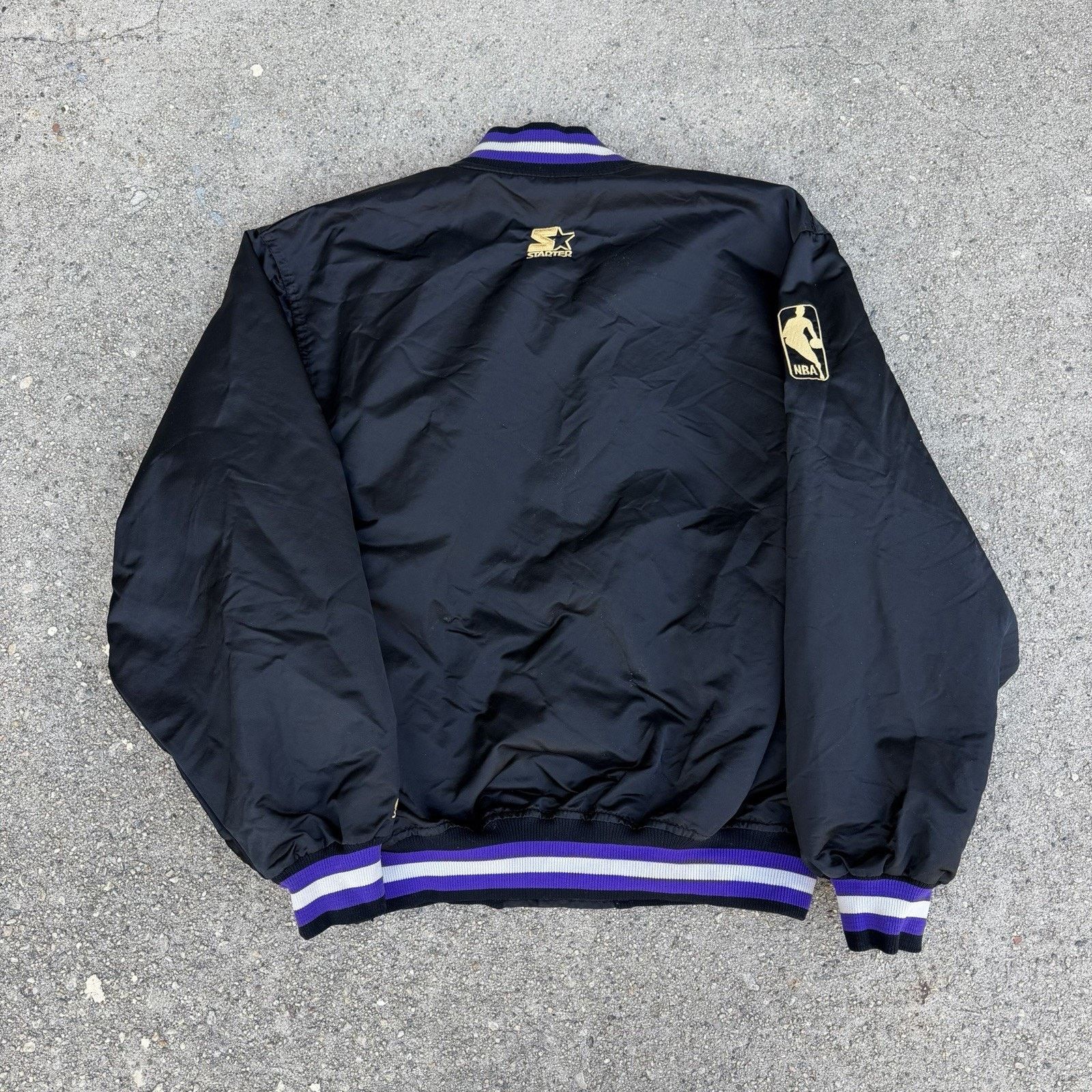 NBA × Starter × Vintage Vintage Starter Los Angeles Lakers Bomber Black Satin Jacket Size US L / EU 52-54 / 3 - 4 Thumbnail