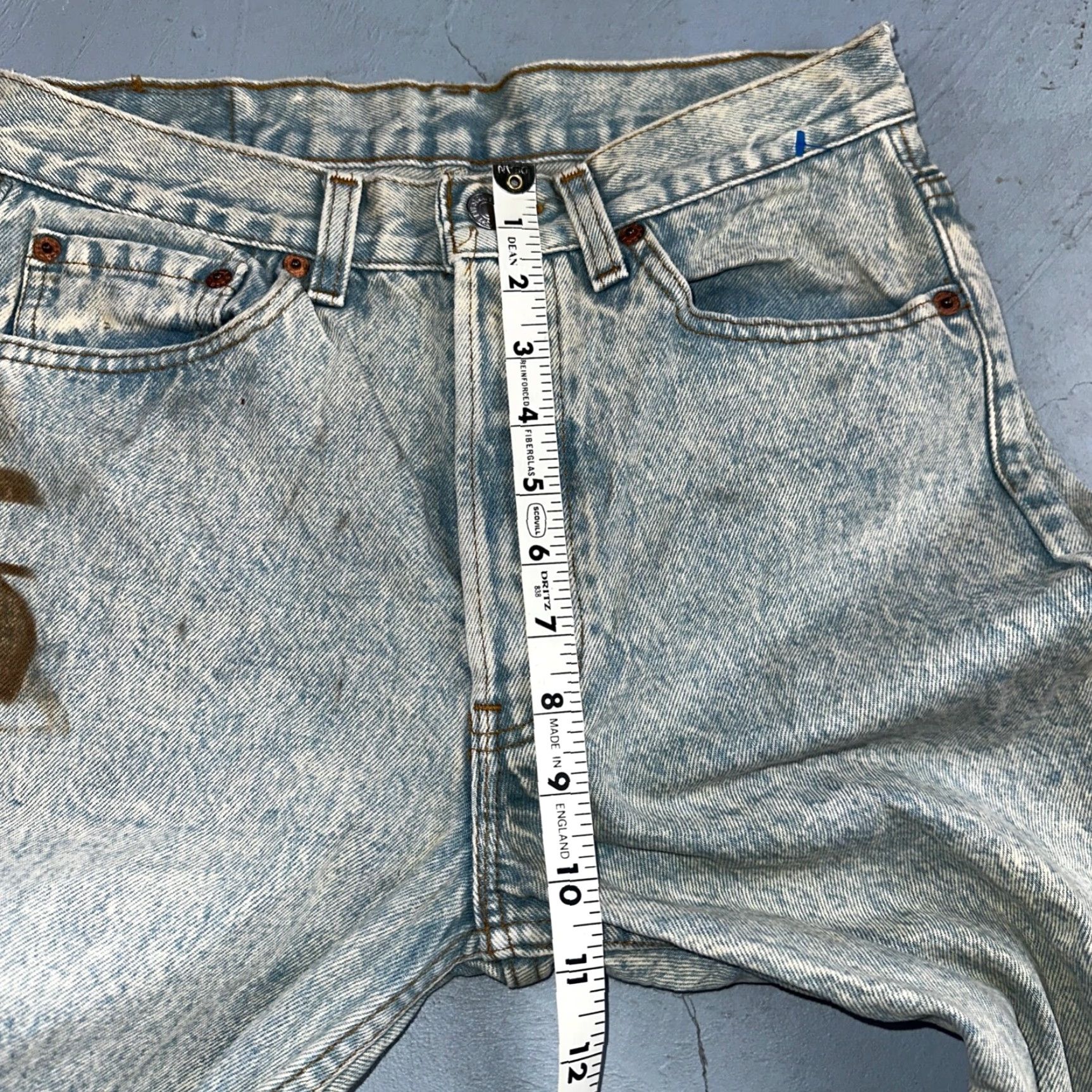 Levi's VINTAGE Levi's 501 Jeans - USA 90s Straight Mid Rise Blue Light Wash 30x34 Mens Regular 34 Inseam 501 Series Size US 30 / EU 46 - 6 Thumbnail