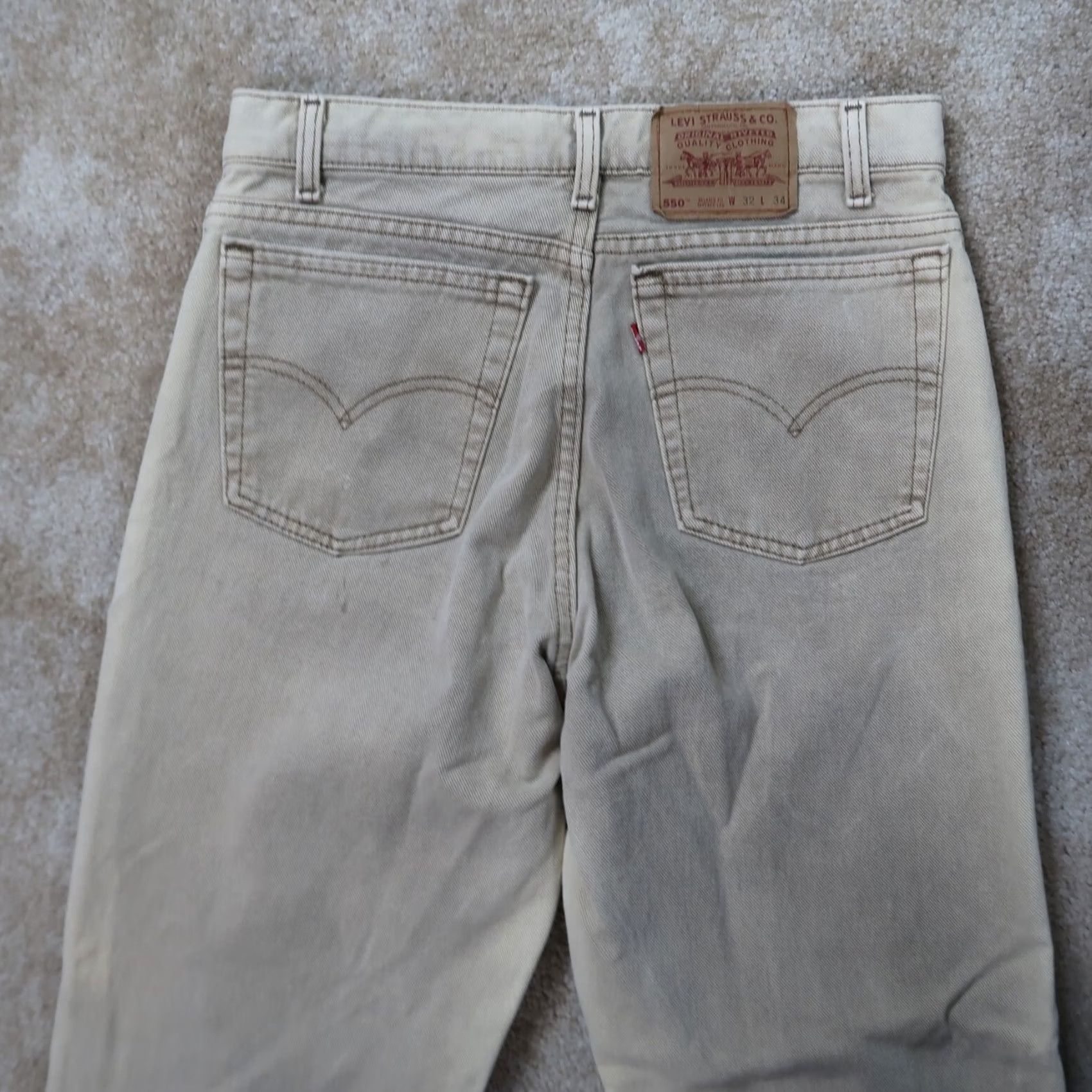 Levi's VINTAGE Levi's 550 Jeans Mens 32x34 Beige Denim Relaxed Tapered 90s 1994 USA Grunge Pills Size US 32 / EU 48 - 7 Thumbnail