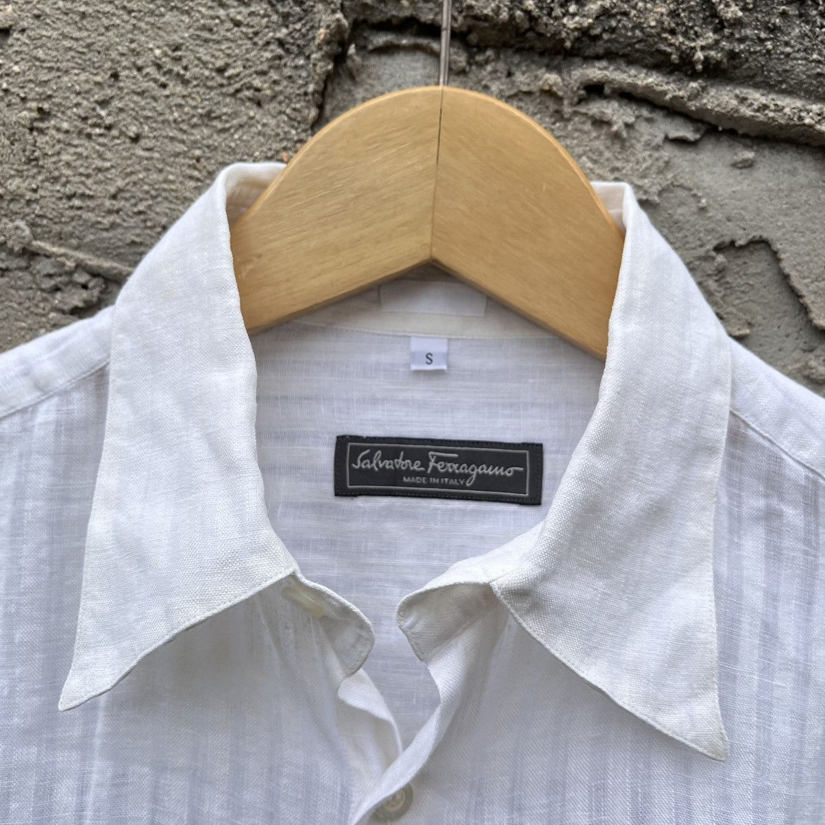 Salvatore Ferragamo Vintage Salvatore Ferragamo Linen shirt Size US L / EU 52-54 / 3 - 3 Thumbnail