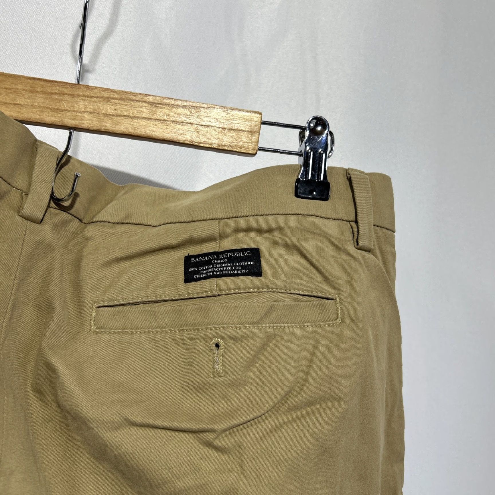 Banana Republic Banana Republic Emerson Straight Chino Pants Mens 35x32 Sandscape Khaki Beige Straight Mens Regular Pants Size US 35 - 5 Thumbnail