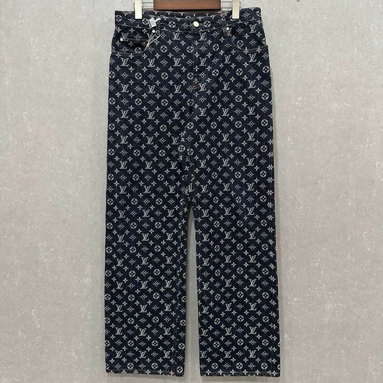 Louis Vuitton Louis Vuitton Full Logo Jeans Size US 31 - 1 Thumbnail