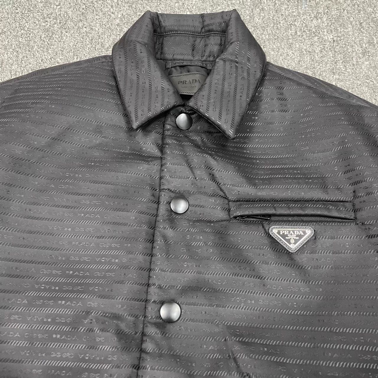 Prada Prada black all over triangle logo nylon jacket S 99 new Size US S / EU 44-46 / 1 - 2 Thumbnail