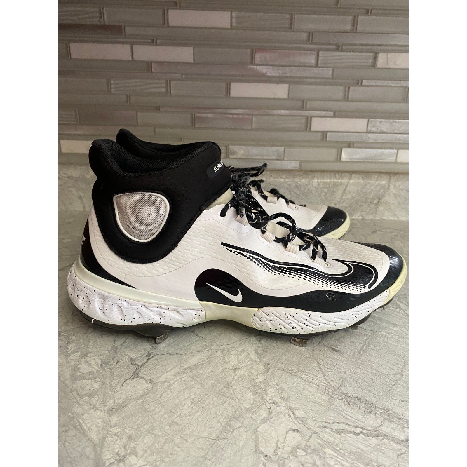 Nike Nike Huarache Black and White Metal Baseball Cleats Size 13 Size US 13 / EU 46 - 3 Thumbnail
