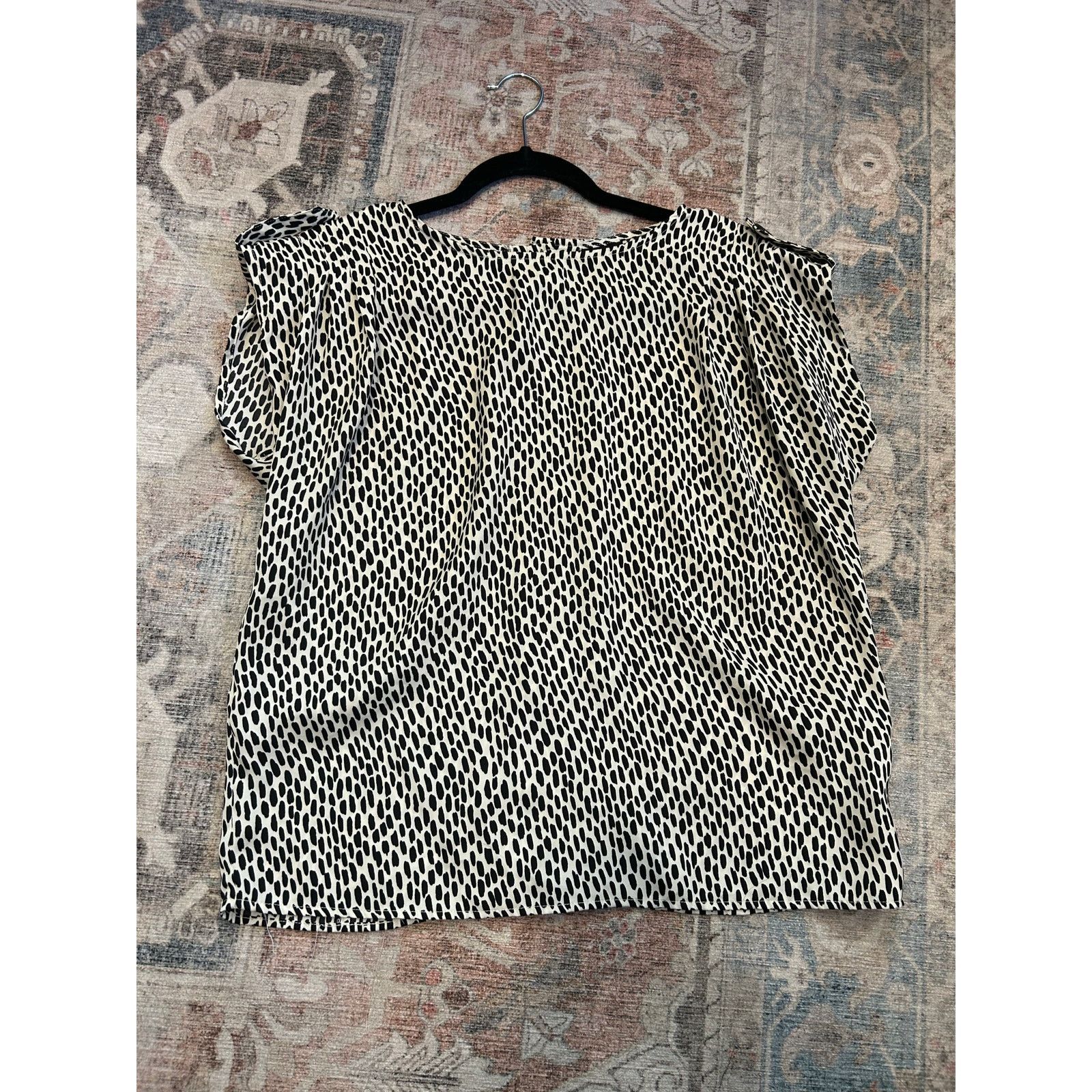 WhoWhat Who What Wear Black/White Spot Blouse Buttons - Sz Medium Size M / US 6-8 / IT 42-44 - 7 Thumbnail