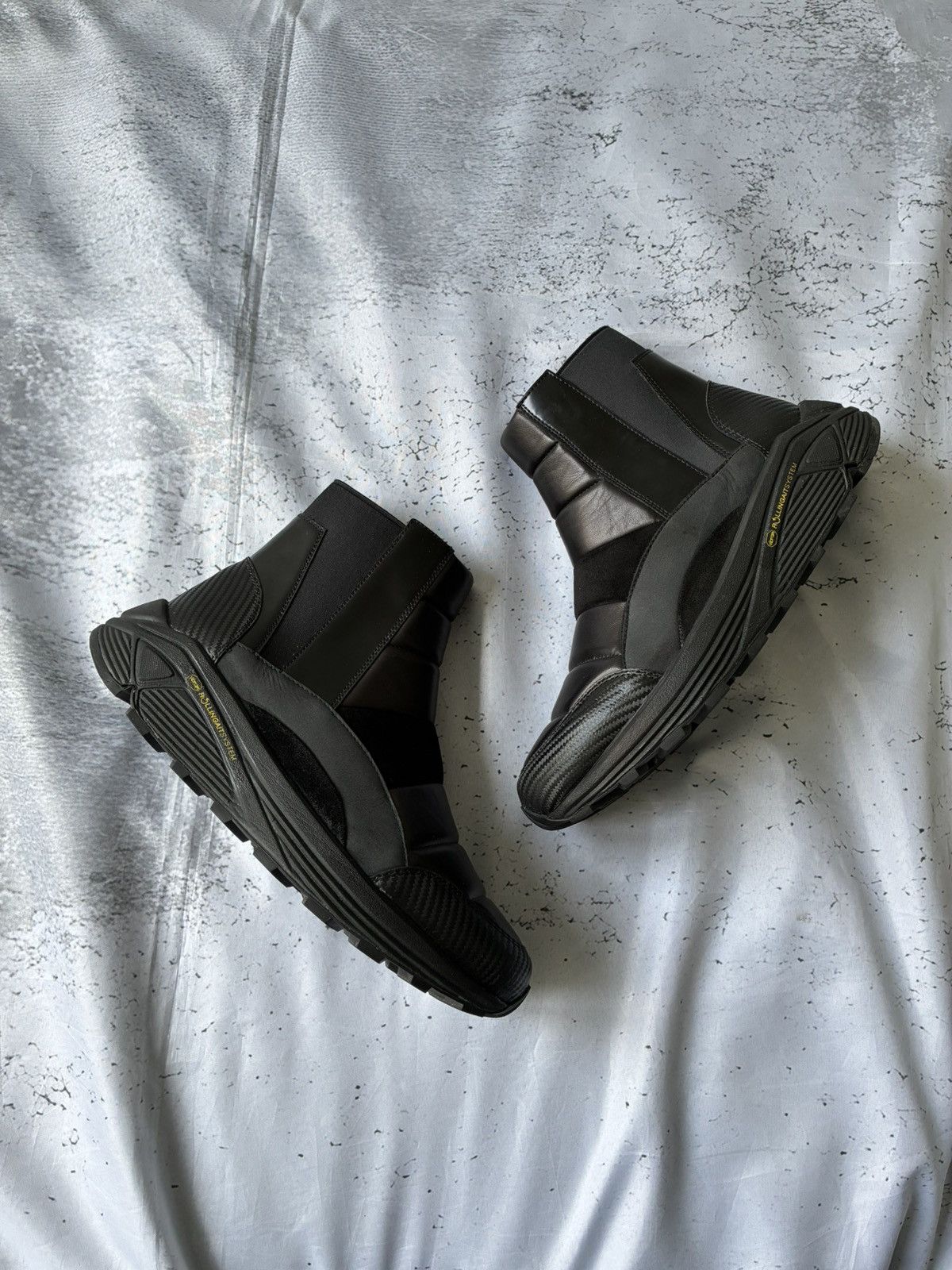 Dirk Bikkembergs Archive Dirk Bikkembergs Vibram Chelsea Boots Size US 9 / EU 42 - 10 Thumbnail