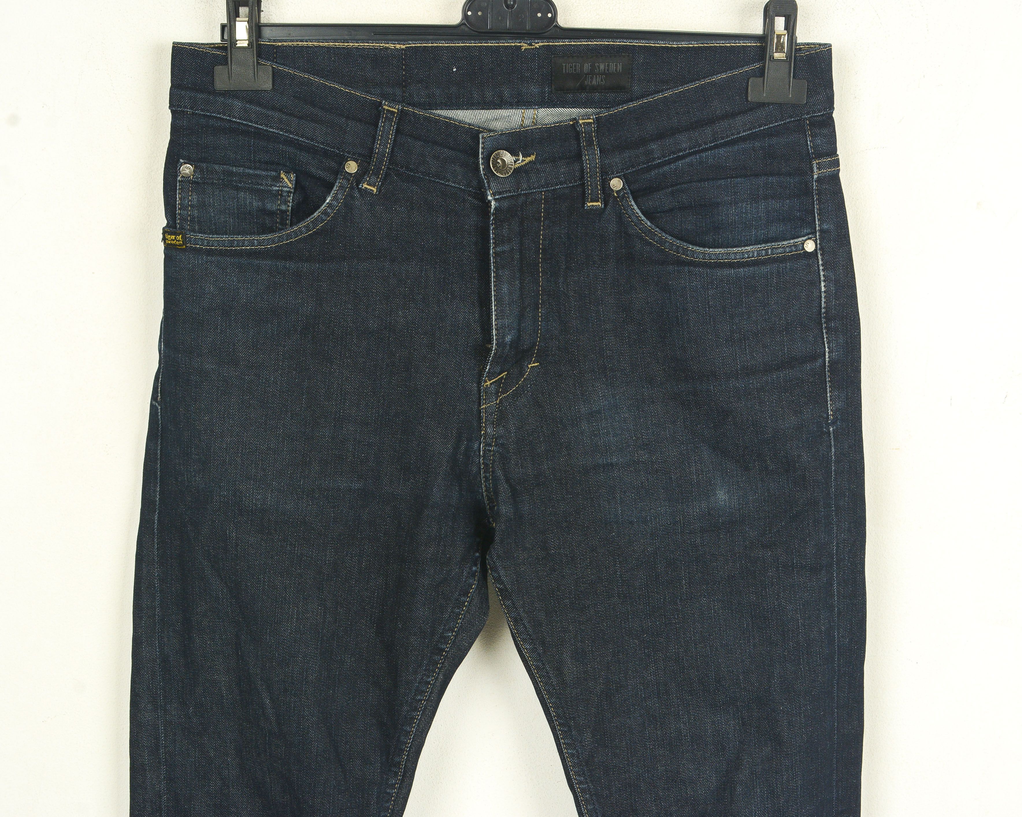 Tiger of Sweden Evolve Men W30 L32 Slim Jeans Denim Pants Trousers Tapered Size US 30 / EU 46 - 2 Thumbnail