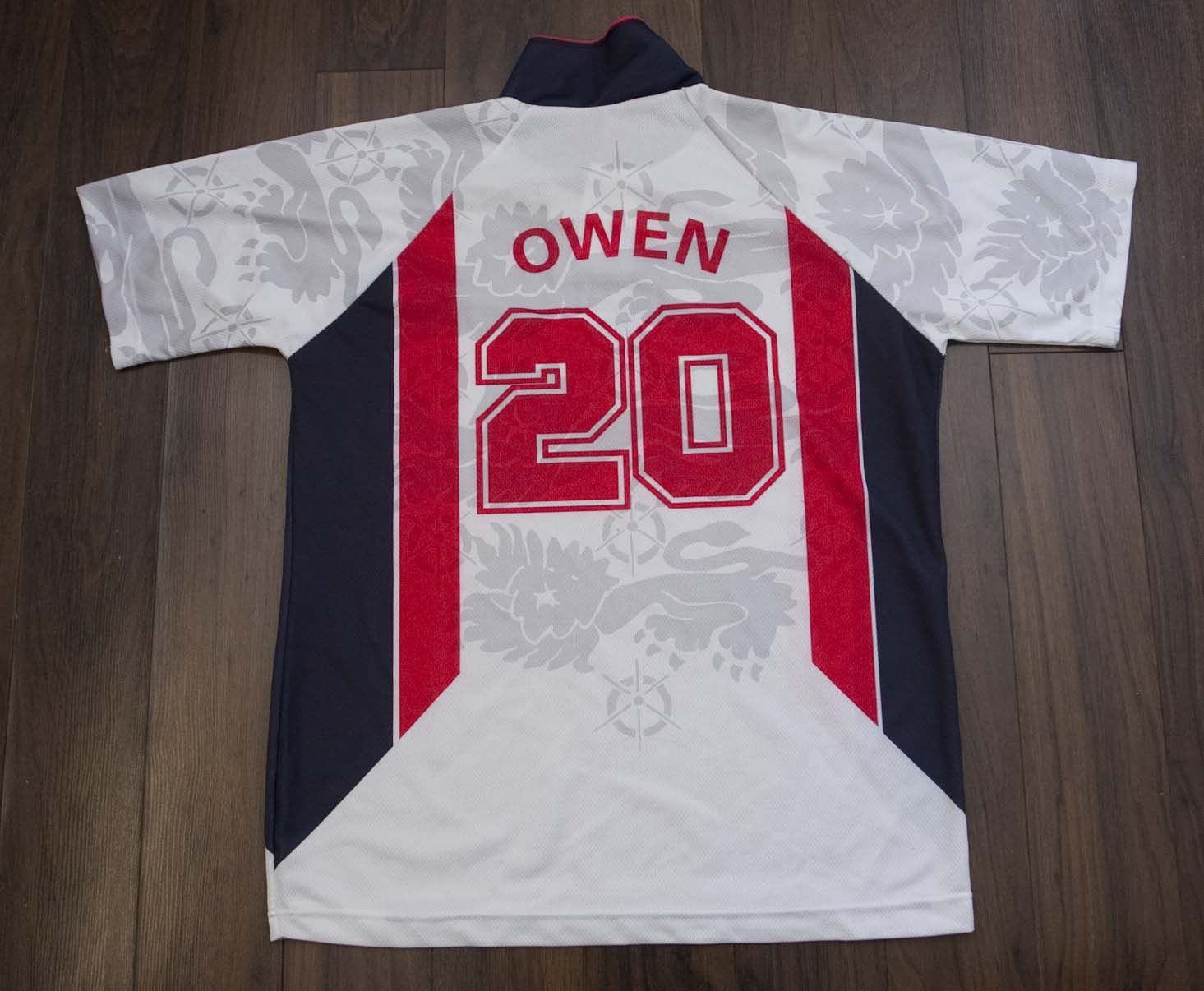 Vintage Michael Owen Jersey England Team Size XL Vintage Size US XL / EU 56 / 4 - 1 Thumbnail